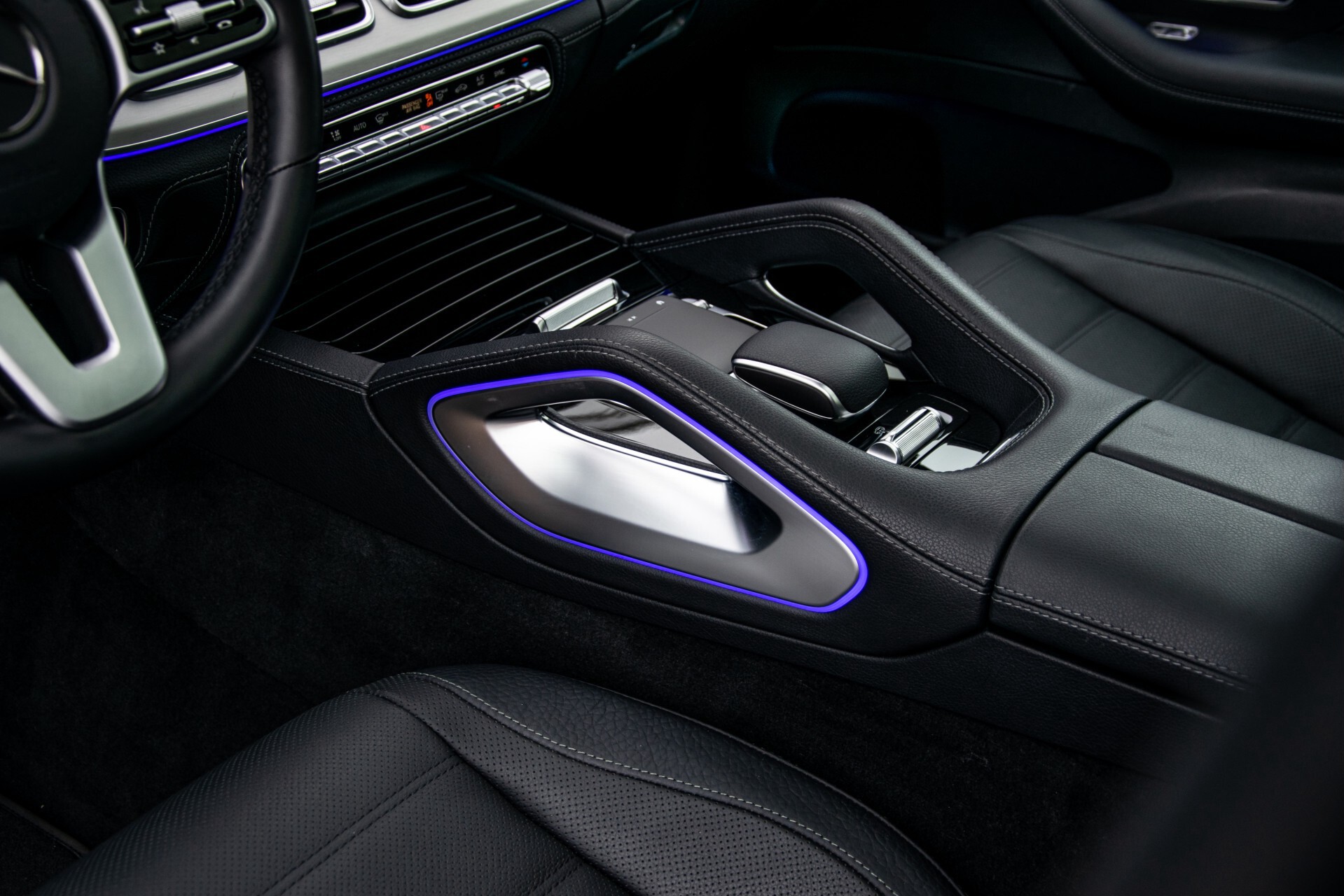 Mercedes-Benz GLE 450 4-M 7-Persoons AMG Massage/Rij-assist/Keyless/TV/360/Night/Trekhaak Aut9 Foto 21