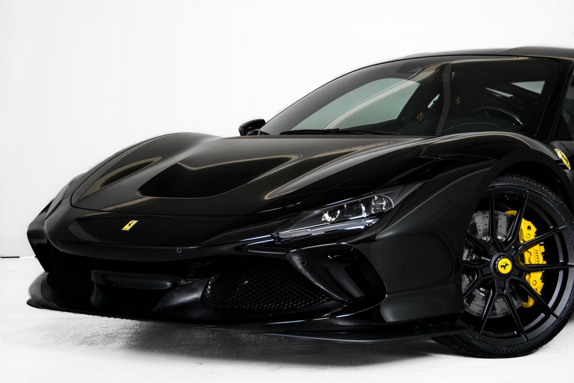Ferrari F8 Tributo 3.9 V8 HELE Novitech Full Carbon/Lift/Racing Seats/Passenger Display/Hifi Foto 56