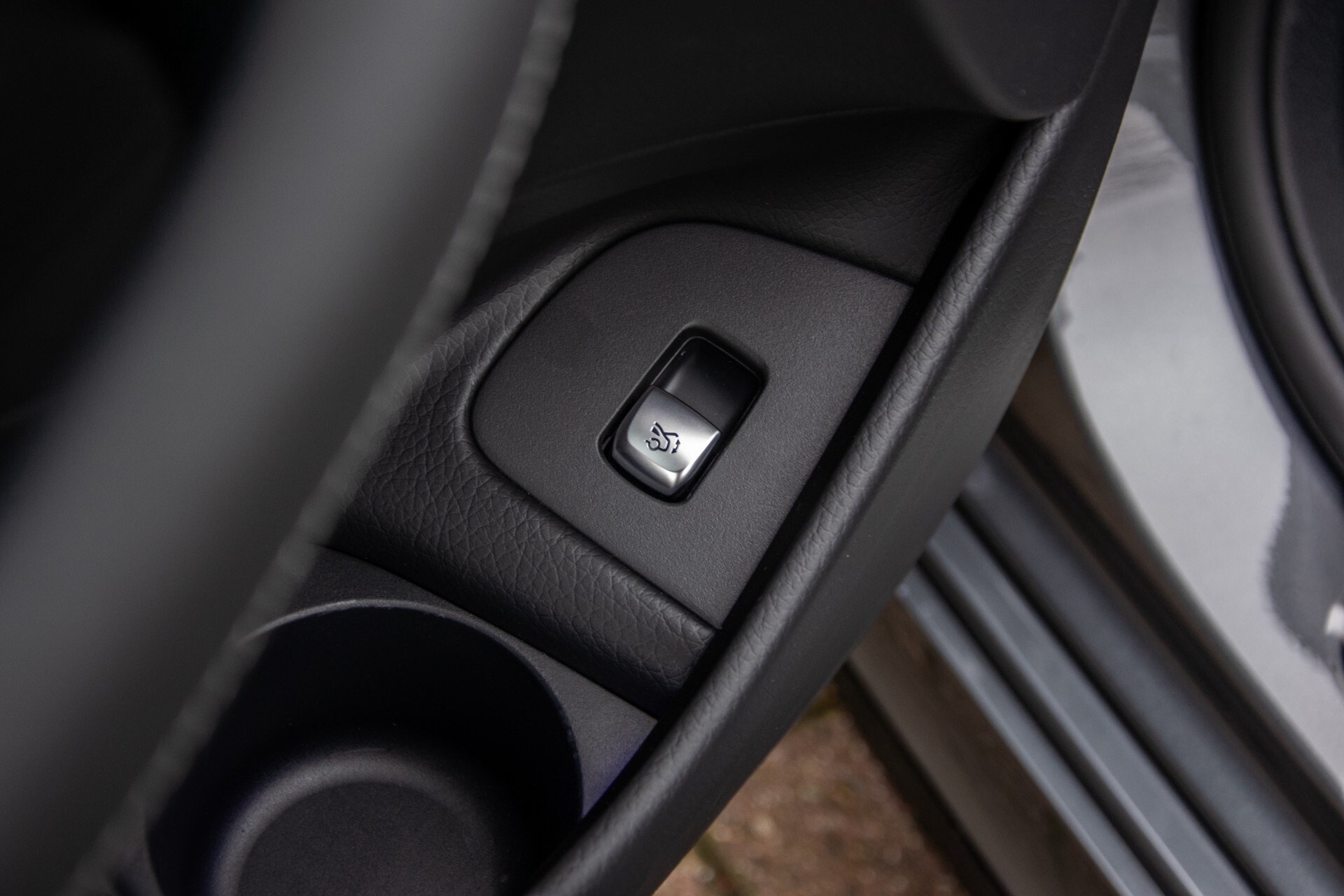 Mercedes-Benz E-Klasse 63 S AMG 4M+ Driverspack/Night/Massage/Stoelkoeling/Rij-assist/Keyless/HUD Aut9 . Foto 24