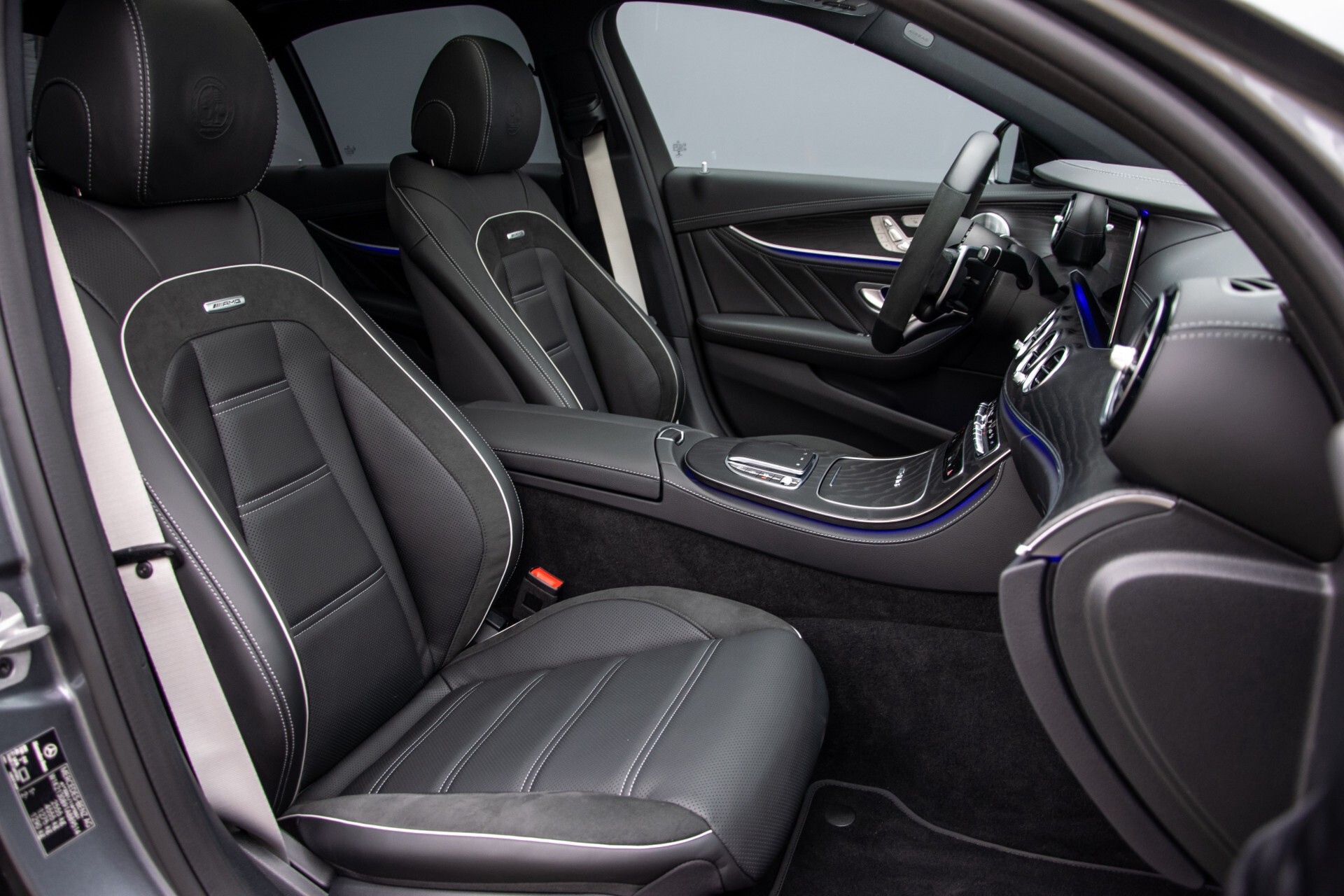 Mercedes-Benz E-Klasse 63 S AMG 4M+ Driverspack/Night/Massage/Stoelkoeling/Rij-assist/Keyless/HUD Aut9 . Foto 3