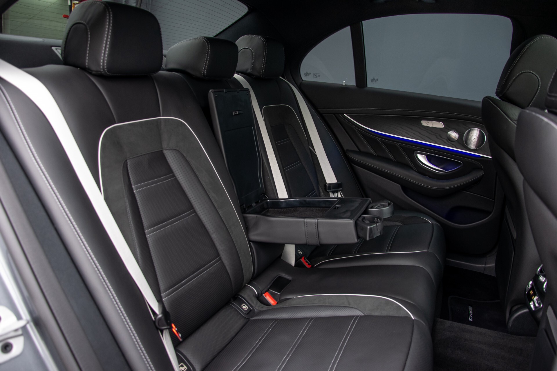 Mercedes-Benz E-Klasse 63 S AMG 4M+ Driverspack/Night/Massage/Stoelkoeling/Rij-assist/Keyless/HUD Aut9 . Foto 4