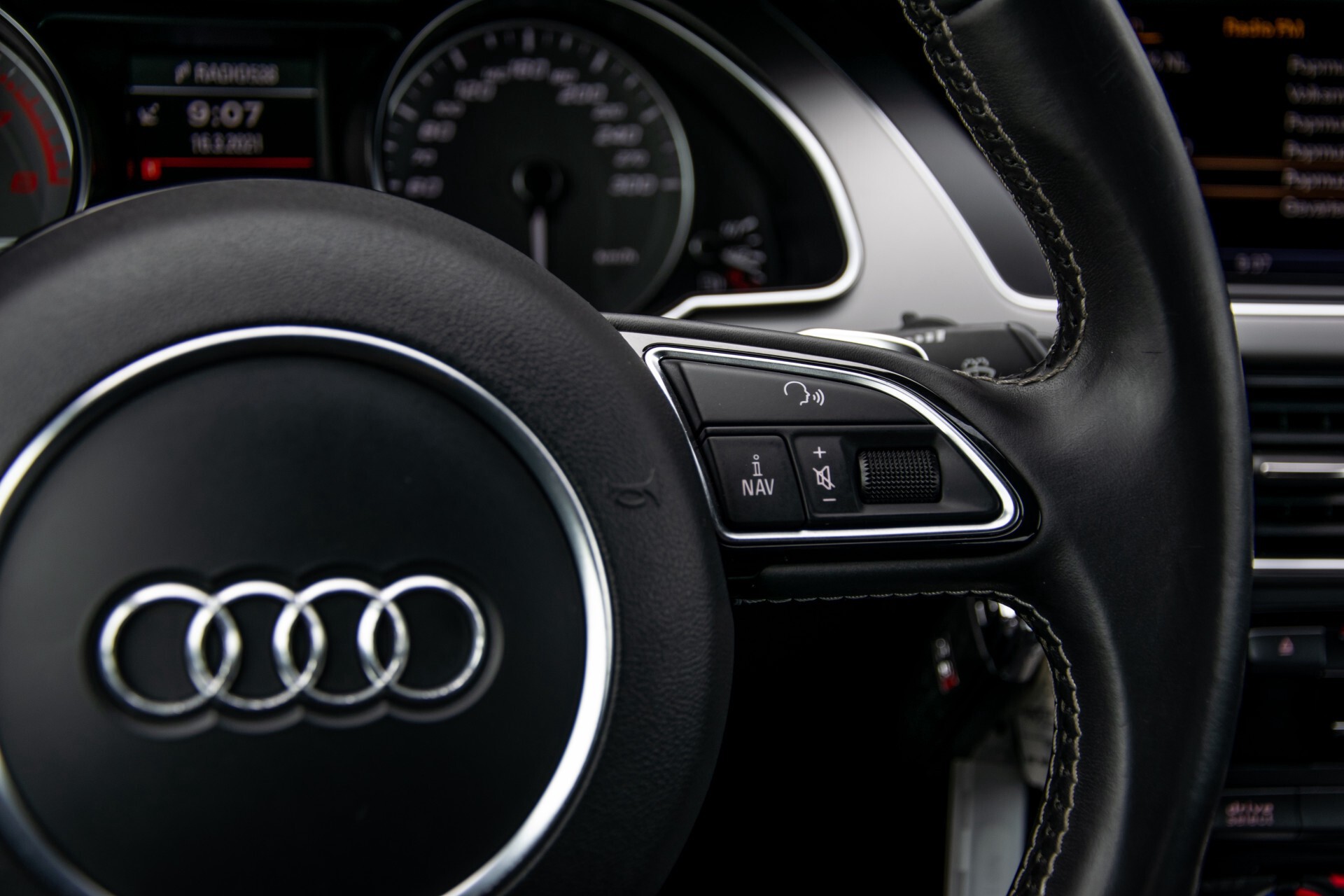 Audi A5 Cabriolet S5 3.0 TFSI 333pk Quattro Drive Select/Comfort stoelen/Nekverwarming/20" Aut7 Foto 16