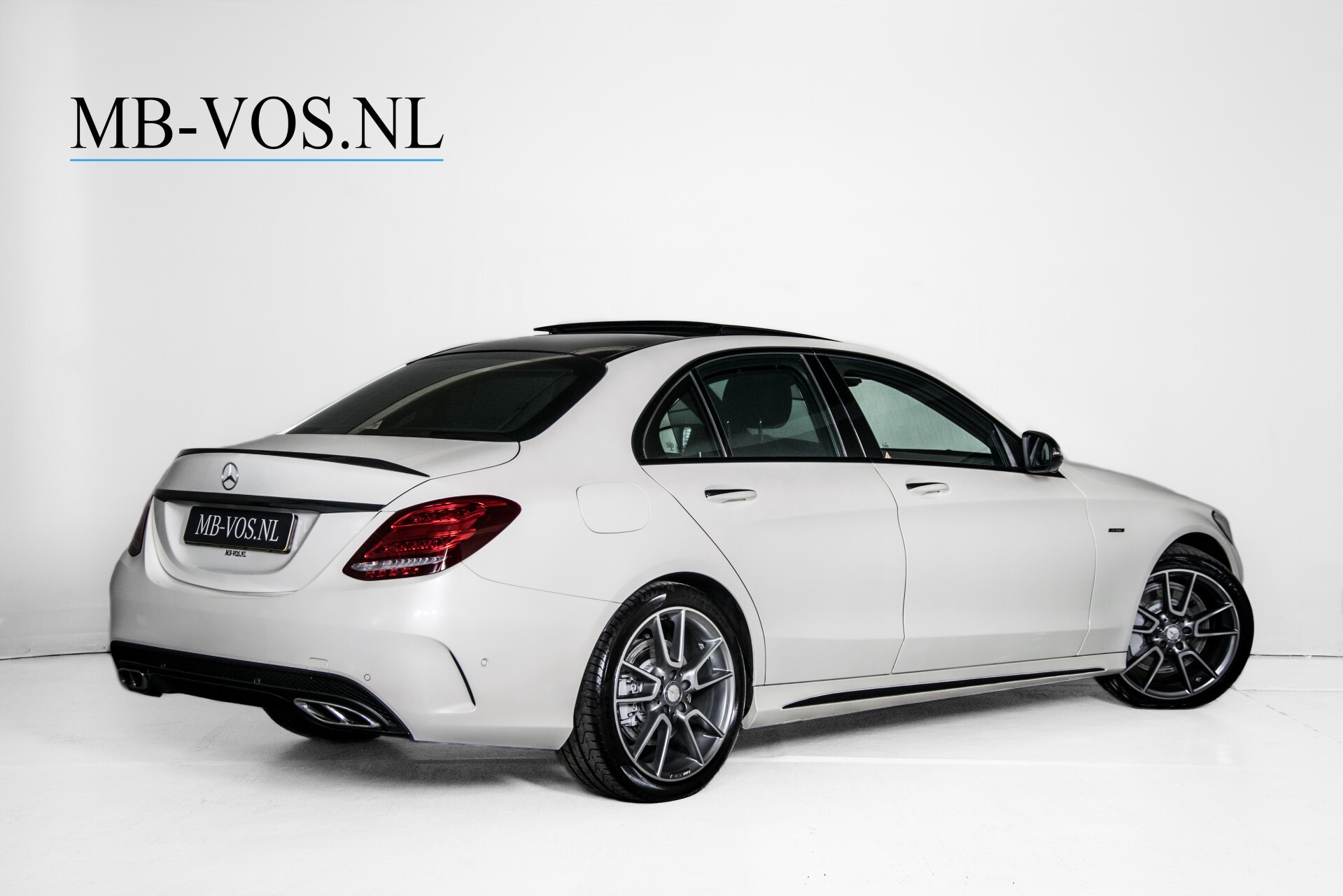 Mercedes-Benz C-Klasse 450/43 AMG 4-M Distronic/Standkachel/Panorama/Keyless/Harman-Kardon/Stoelkoeling Aut7 Foto 2