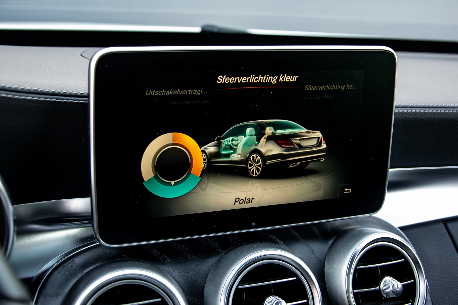 Mercedes-Benz C-Klasse 450/43 AMG 4-M Distronic/Standkachel/Panorama/Keyless/Harman-Kardon/Stoelkoeling Aut7 Foto 25