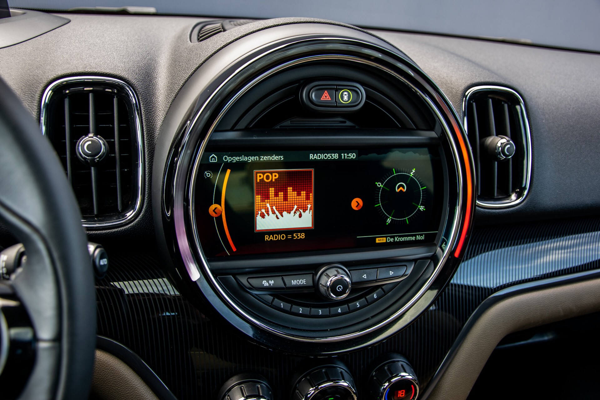 MINI Countryman 2.0 Cooper S Chili Panorama/Keyless/Oak leder/19"HUD Aut8 Foto 14