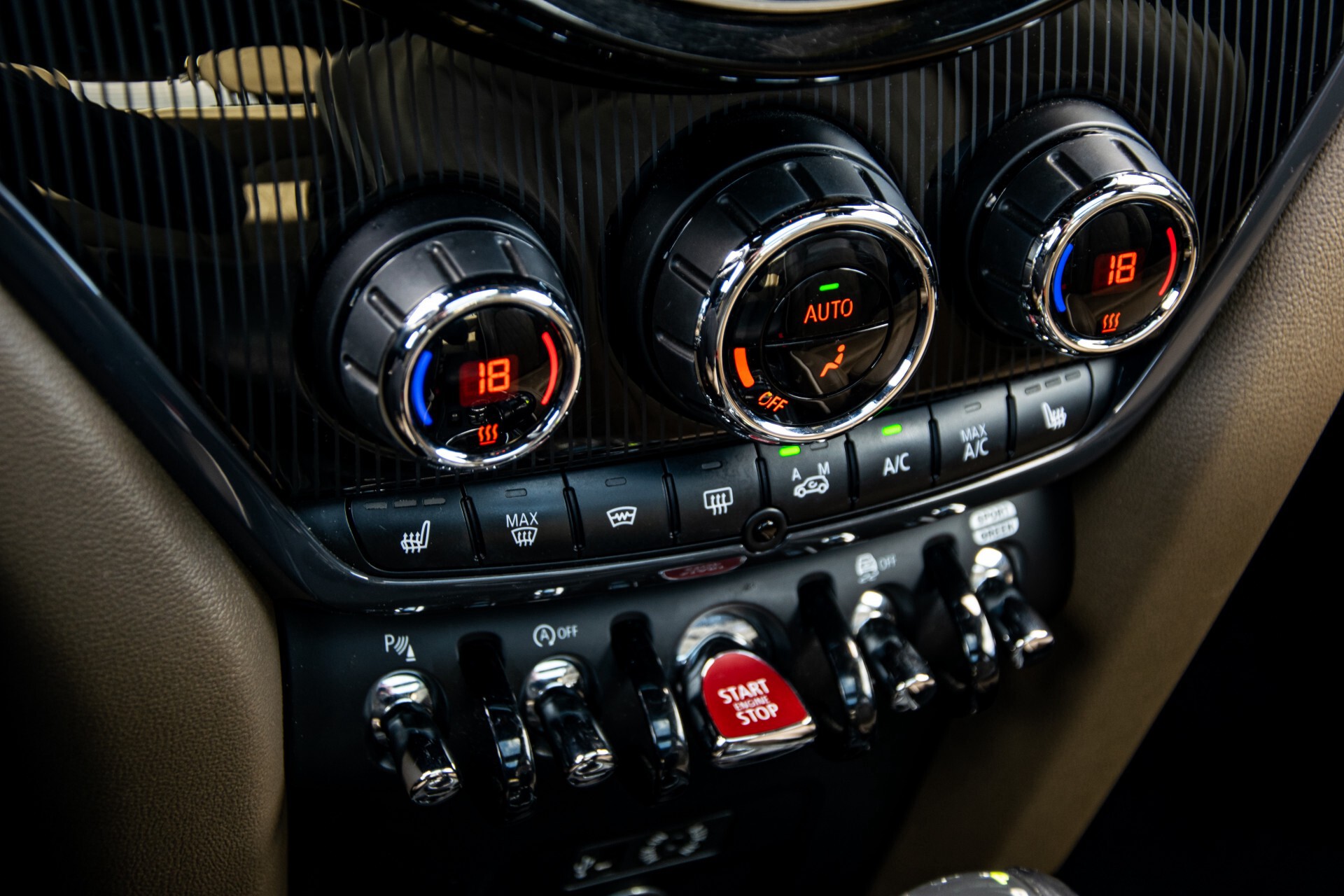 MINI Countryman 2.0 Cooper S Chili Panorama/Keyless/Oak leder/19"HUD Aut8 Foto 37