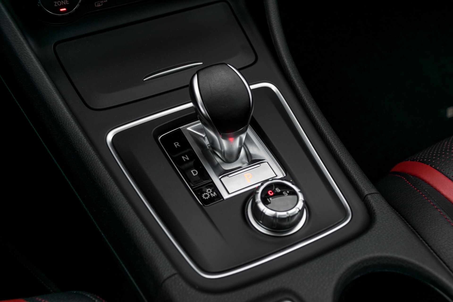 Mercedes-Benz CLA-Klasse Shooting Brake 45 AMG 4-M Performance Stoelen/Uitlaat/19" velgen/Exclusive/Panorama Aut7 Foto 37