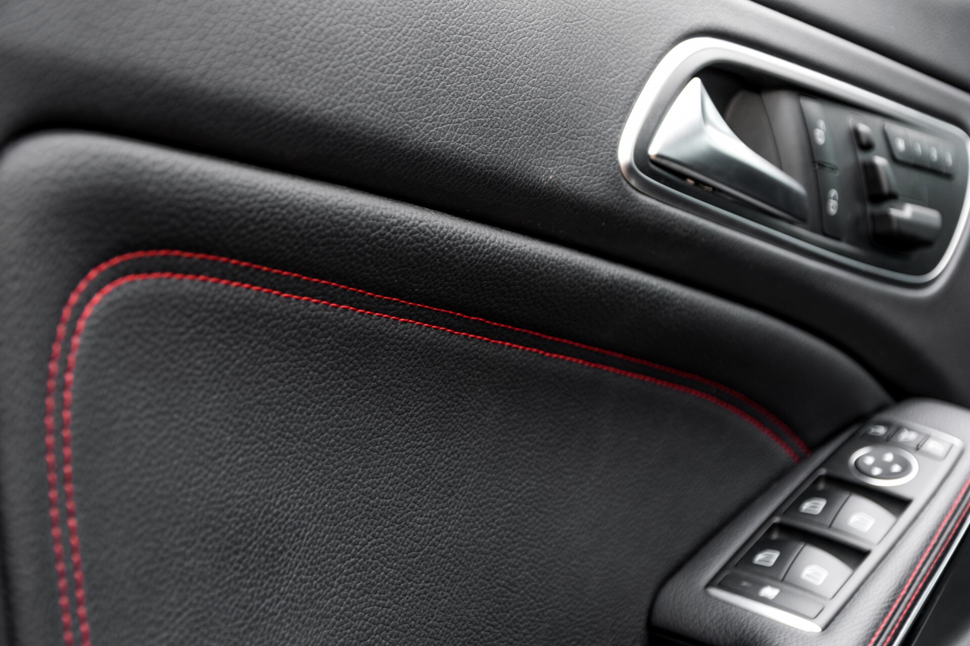 Mercedes-Benz CLA-Klasse Shooting Brake 45 AMG 4-M Performance Stoelen/Uitlaat/19" velgen/Exclusive/Panorama Aut7 Foto 45