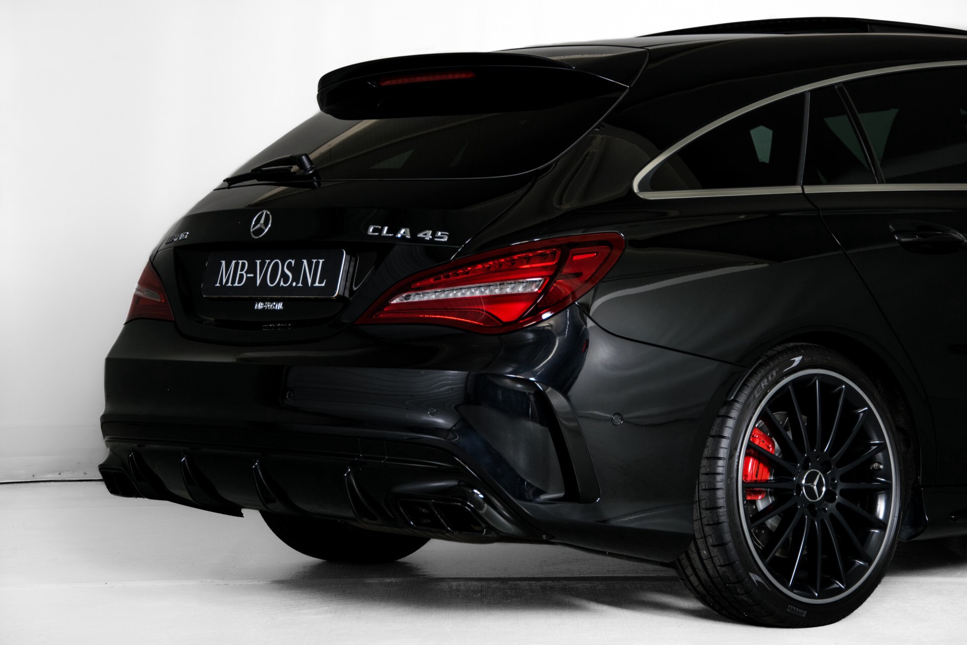 Mercedes-Benz CLA-Klasse Shooting Brake 45 AMG 4-M Performance Stoelen/Uitlaat/19" velgen/Exclusive/Panorama Aut7 Foto 66