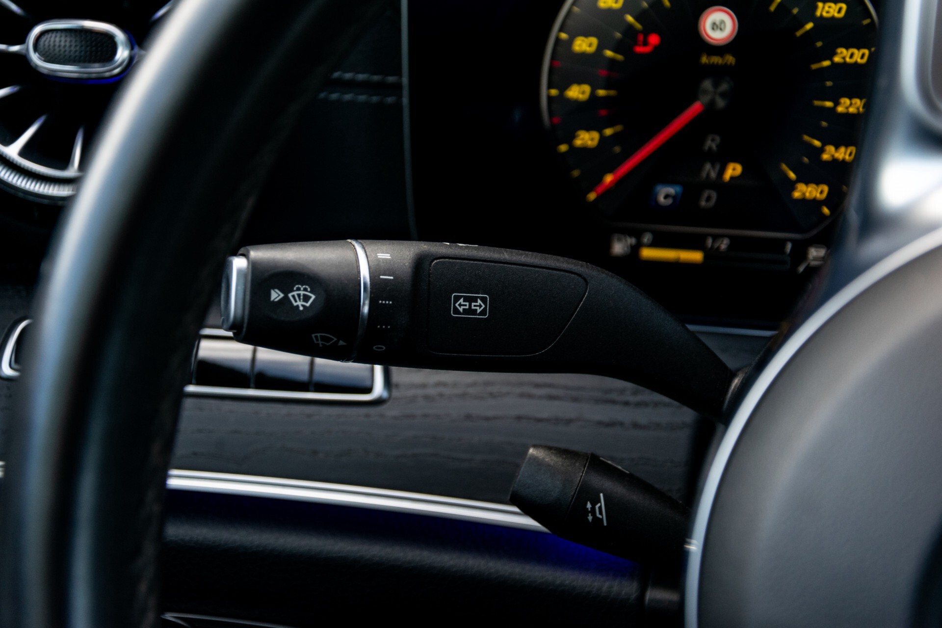 Mercedes-Benz E-Klasse Coupé 300 AMG Panorama/Rij-assist/Keyless/Massage/Memory/HUD/Standkachel/Night Aut9 Foto 11