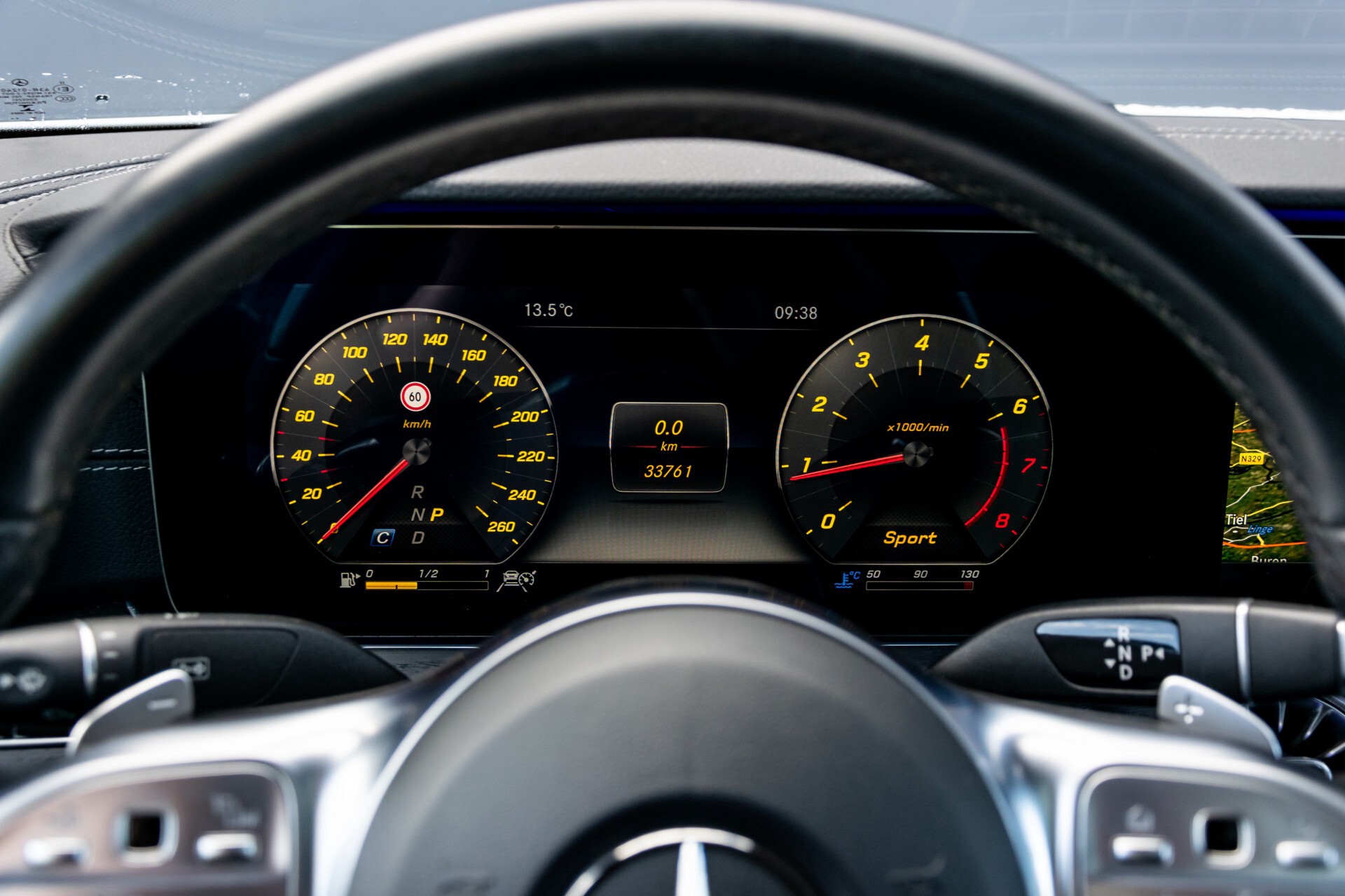 Mercedes-Benz E-Klasse Coupé 300 AMG Panorama/Rij-assist/Keyless/Massage/Memory/HUD/Standkachel/Night Aut9 Foto 13