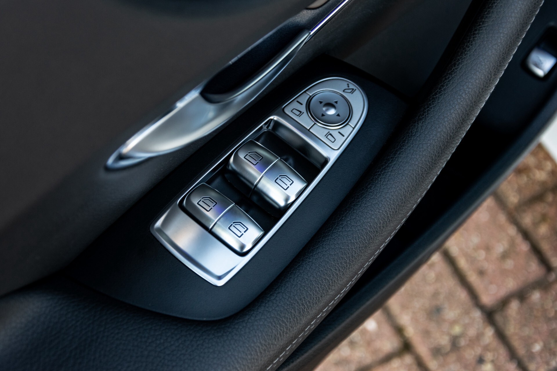 Mercedes-Benz E-Klasse Coupé 300 AMG Panorama/Rij-assist/Keyless/Massage/Memory/HUD/Standkachel/Night Aut9 Foto 32