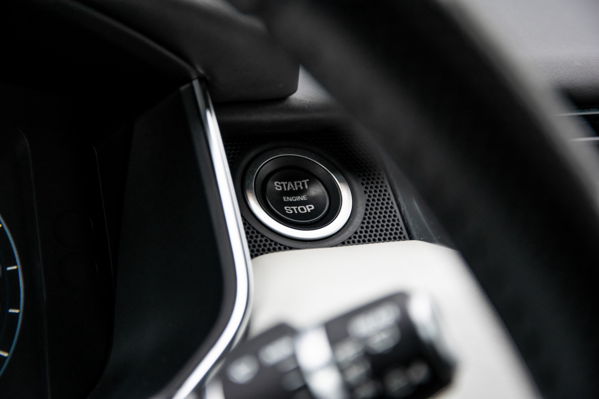 Land Rover Range Rover Sport SVR 5.0 V8 Supercharged Carbon/Edition/ACC/Keyless/Panorama/Meridian/New Service Aut8 Foto 42