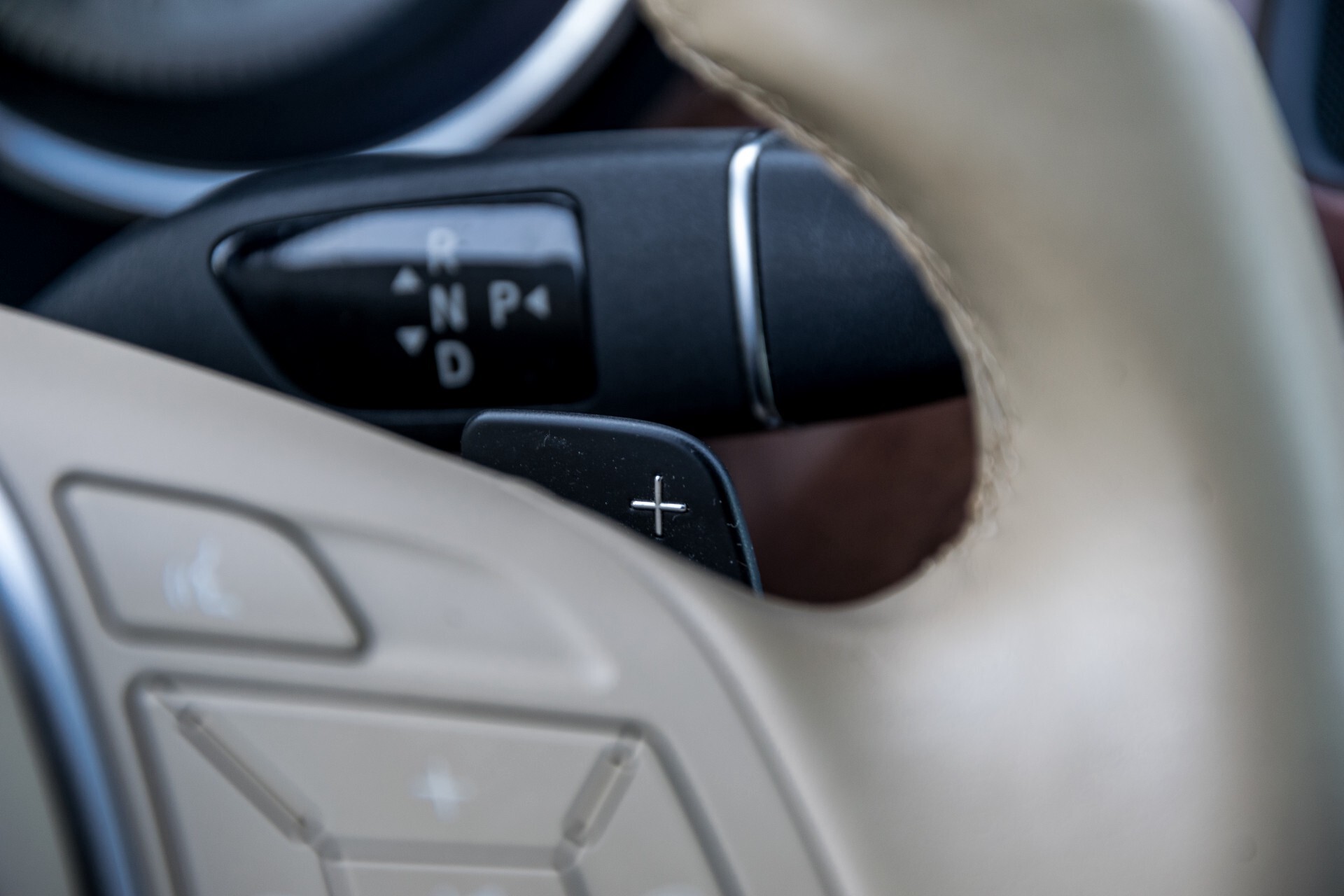 Mercedes-Benz CLS-Klasse 350 Cdi Luchtvering/Distronic/Nachtzicht/AMG/Comand/ILS Aut7 Foto 14