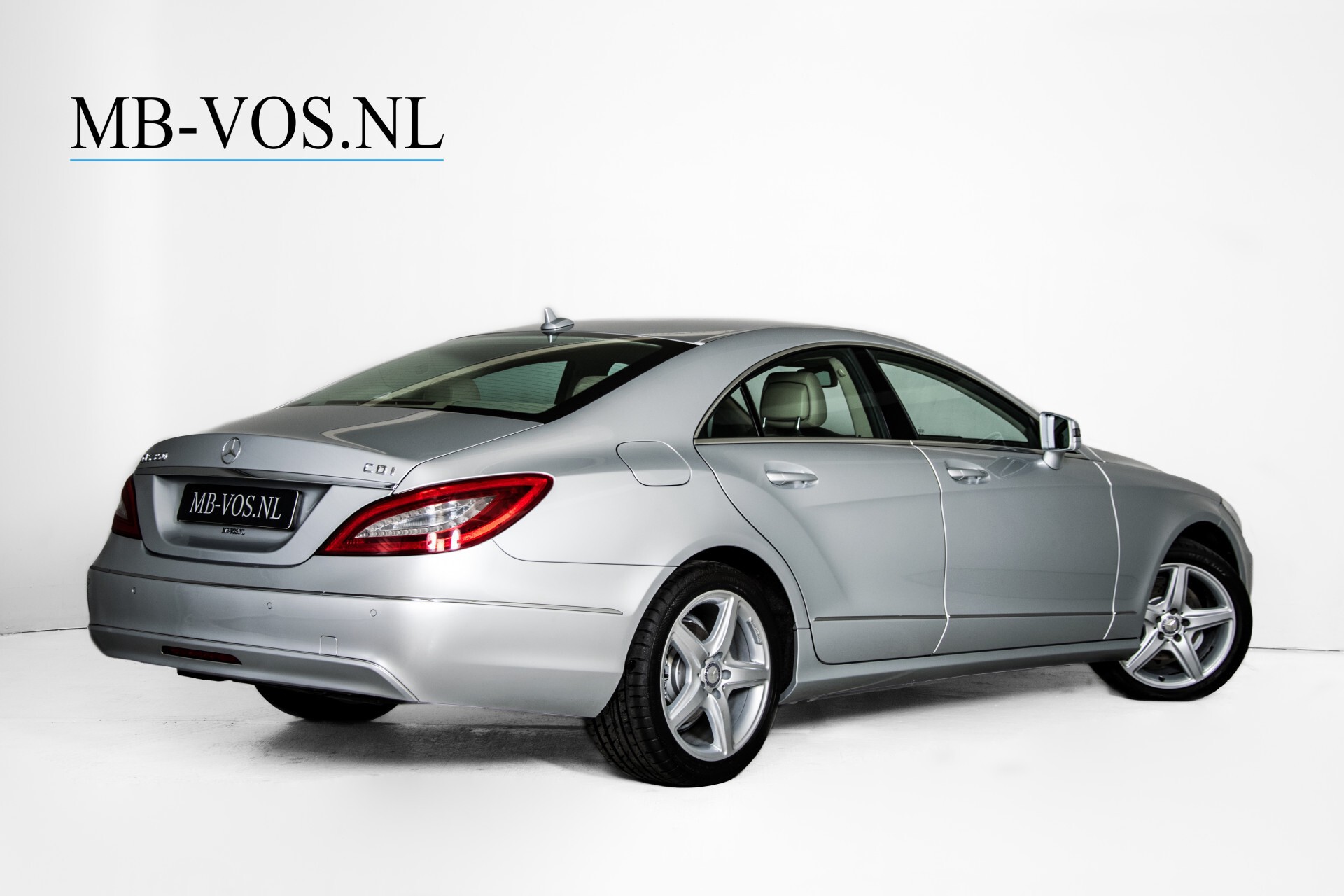 Mercedes-Benz CLS-Klasse 350 Cdi Luchtvering/Distronic/Nachtzicht/AMG/Comand/ILS Aut7 Foto 2