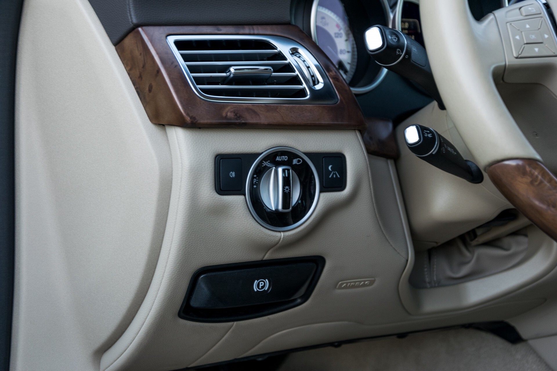 Mercedes-Benz CLS-Klasse 350 Cdi Luchtvering/Distronic/Nachtzicht/AMG/Comand/ILS Aut7 Foto 26