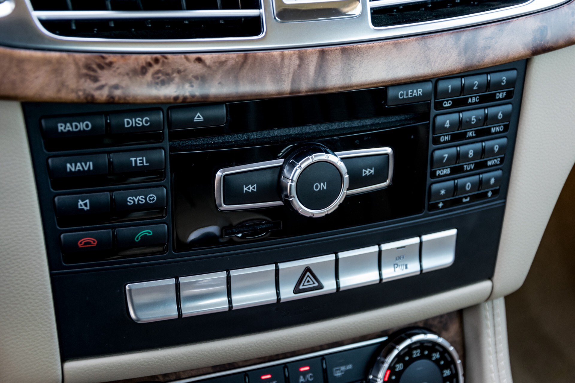 Mercedes-Benz CLS-Klasse 350 Cdi Luchtvering/Distronic/Nachtzicht/AMG/Comand/ILS Aut7 Foto 30