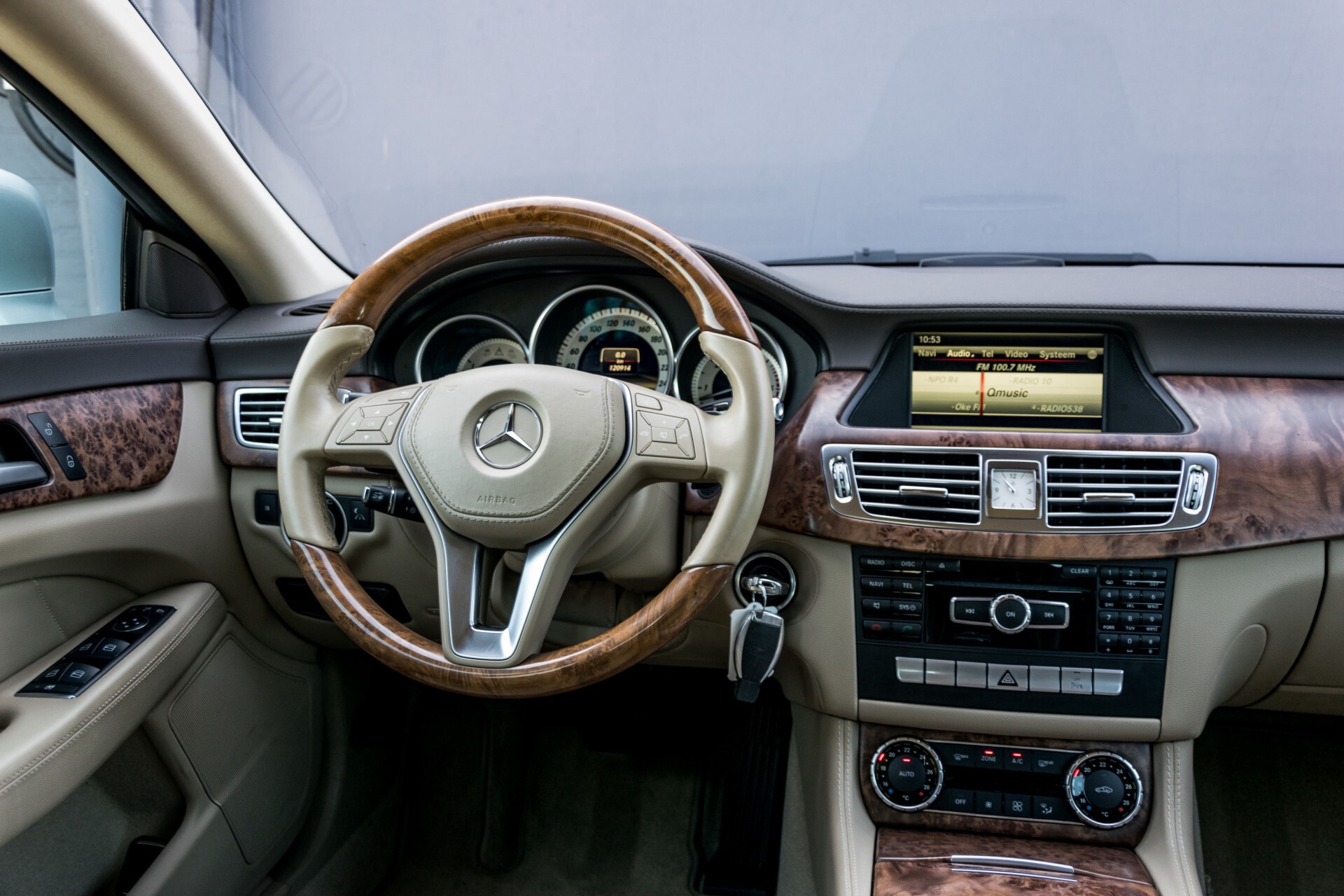 Mercedes-Benz CLS-Klasse 350 Cdi Luchtvering/Distronic/Nachtzicht/AMG/Comand/ILS Aut7 Foto 7