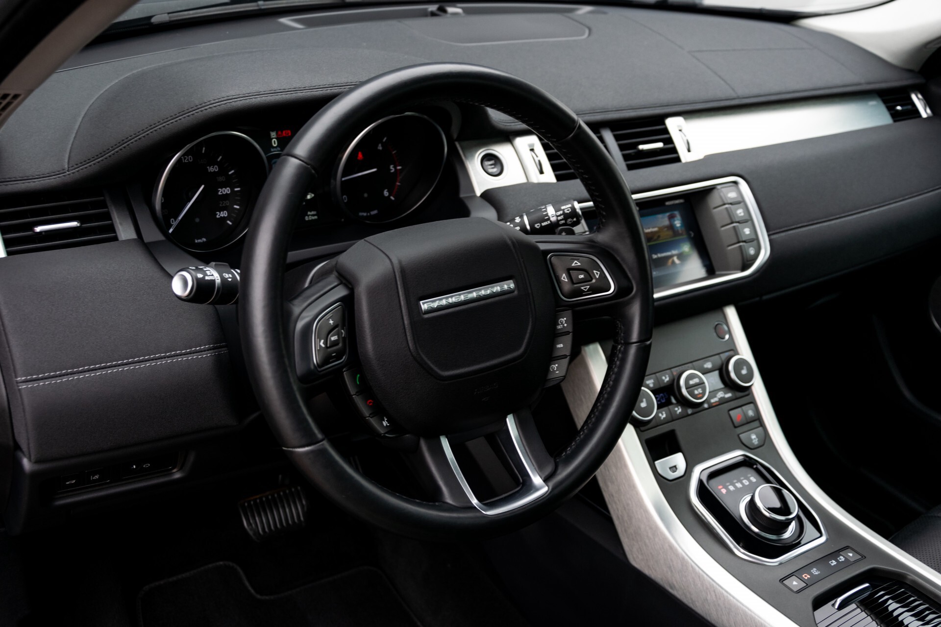 Land Rover Range Rover Evoque 2.0 TD4 SE Dynamic Blackline Panorama Camera Aut9 Foto 19