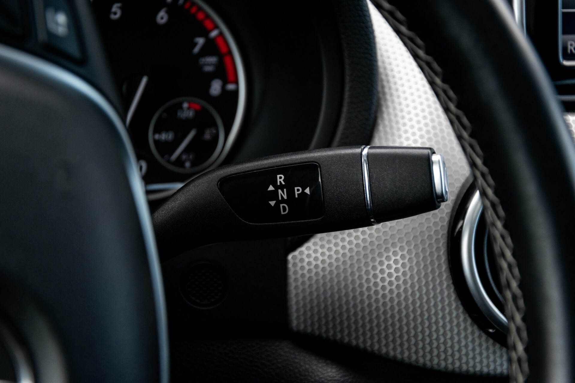 Mercedes-Benz B-Klasse 250 Sport Panorama/Comand/Bi-xenon/Night/Verw-stln Aut7 Foto 14