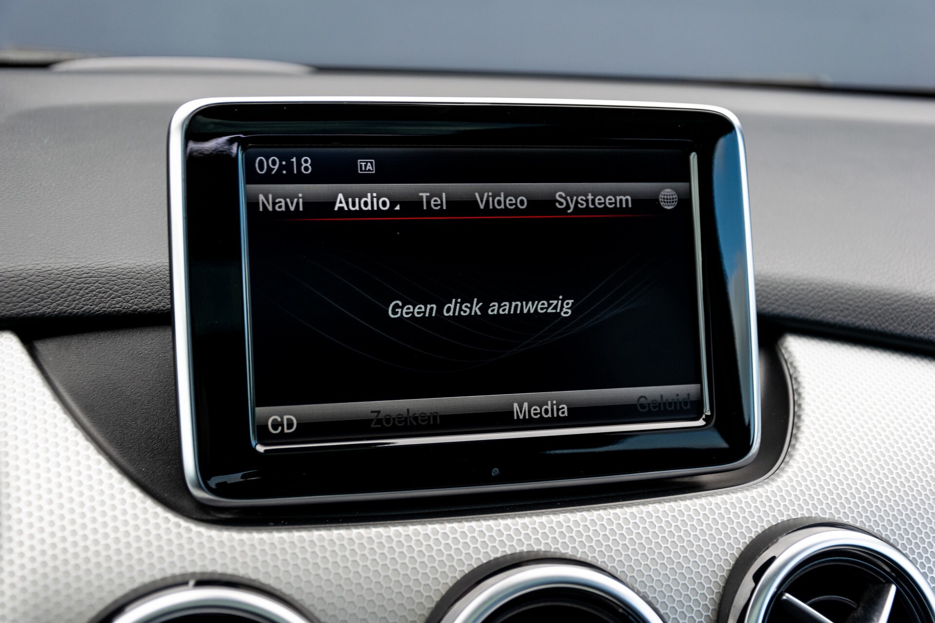 Mercedes-Benz B-Klasse 250 Sport Panorama/Comand/Bi-xenon/Night/Verw-stln Aut7 Foto 21