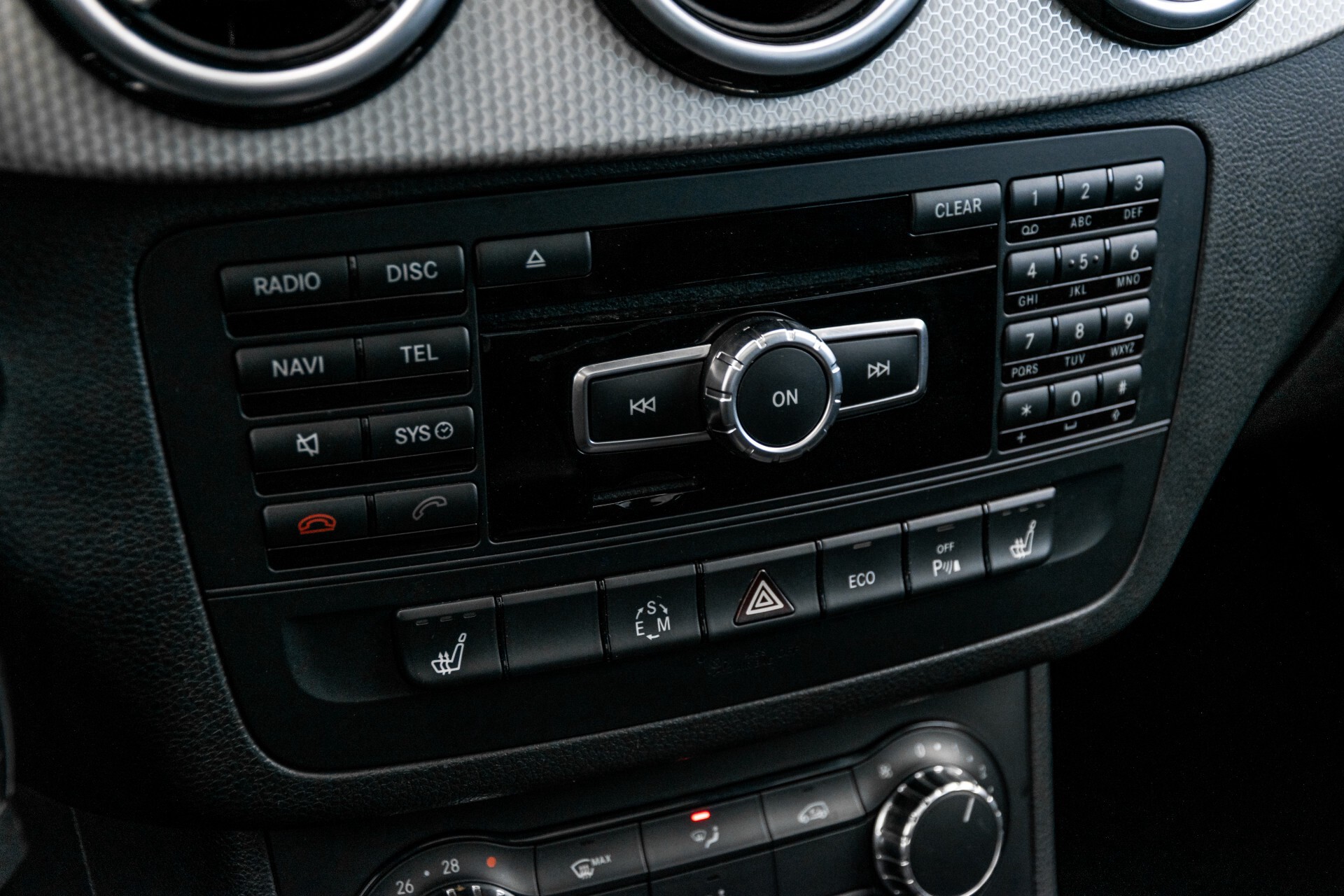 Mercedes-Benz B-Klasse 250 Sport Panorama/Comand/Bi-xenon/Night/Verw-stln Aut7 Foto 28