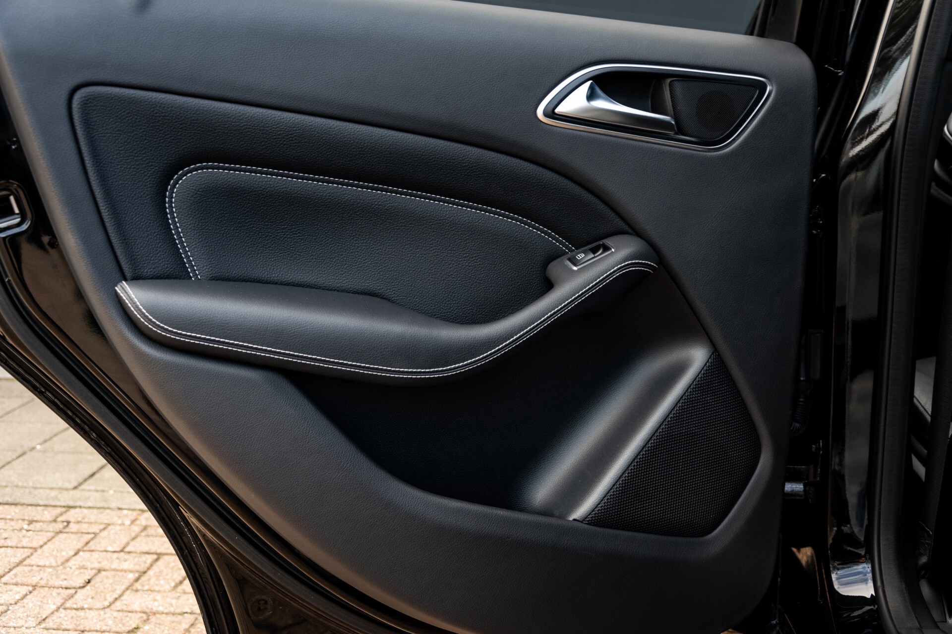 Mercedes-Benz B-Klasse 250 Sport Panorama/Comand/Bi-xenon/Night/Verw-stln Aut7 Foto 35