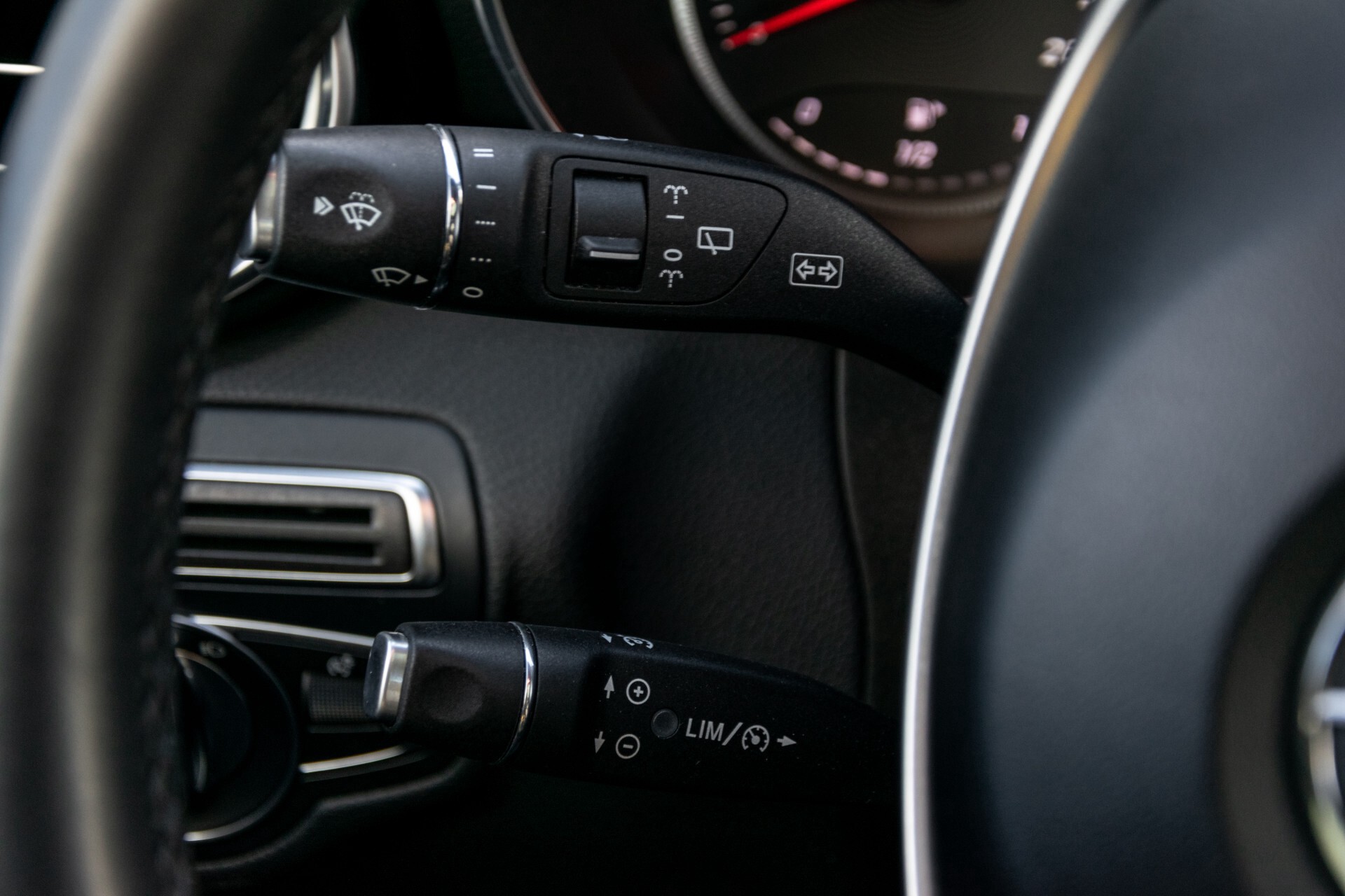 Mercedes-Benz GLC 250 d 4-M AMG Panorama/Burmester/20"/Treeplanken/Trekhaak/Camera Aut9 Foto 10