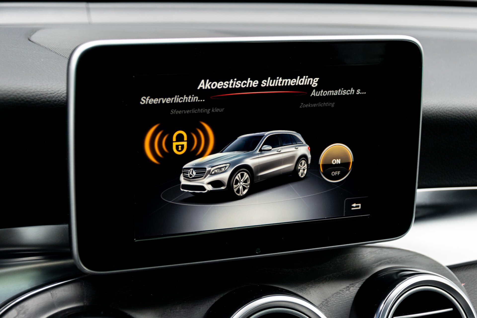 Mercedes-Benz GLC 250 d 4-M AMG Panorama/Burmester/20"/Treeplanken/Trekhaak/Camera Aut9 Foto 25