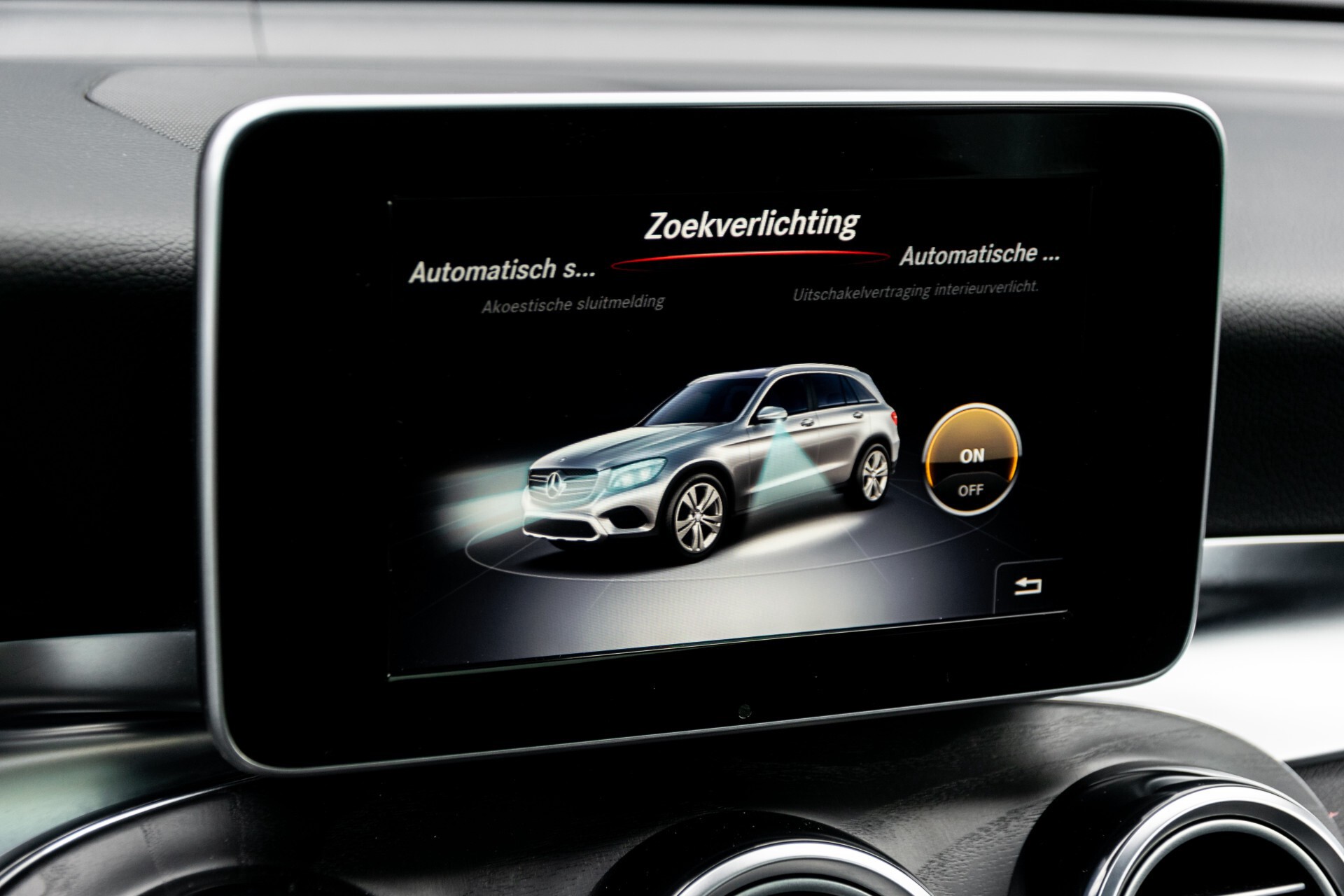 Mercedes-Benz GLC 250 d 4-M AMG Panorama/Burmester/20"/Treeplanken/Trekhaak/Camera Aut9 Foto 29