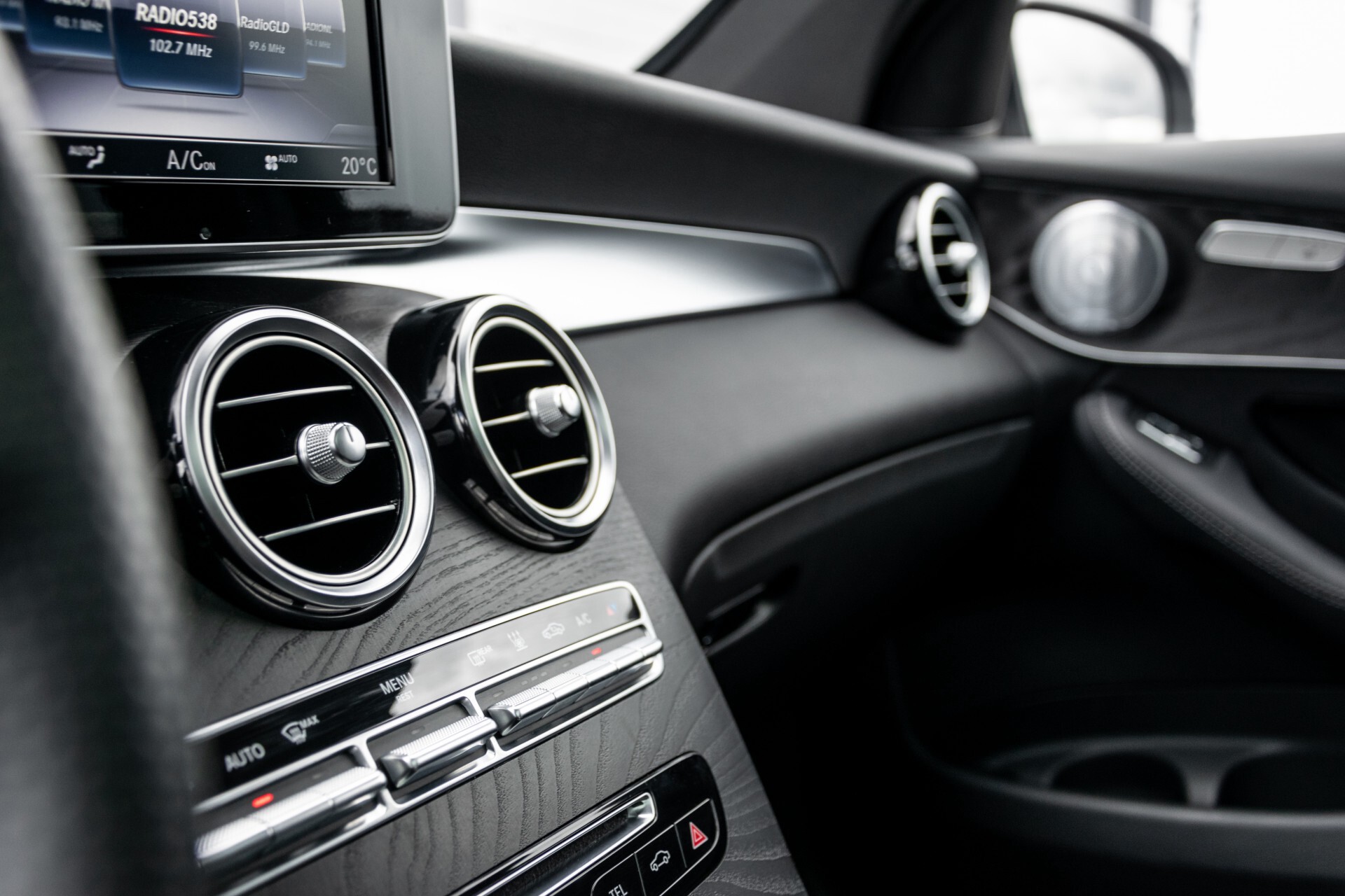 Mercedes-Benz GLC 250 d 4-M AMG Panorama/Burmester/20"/Treeplanken/Trekhaak/Camera Aut9 Foto 40