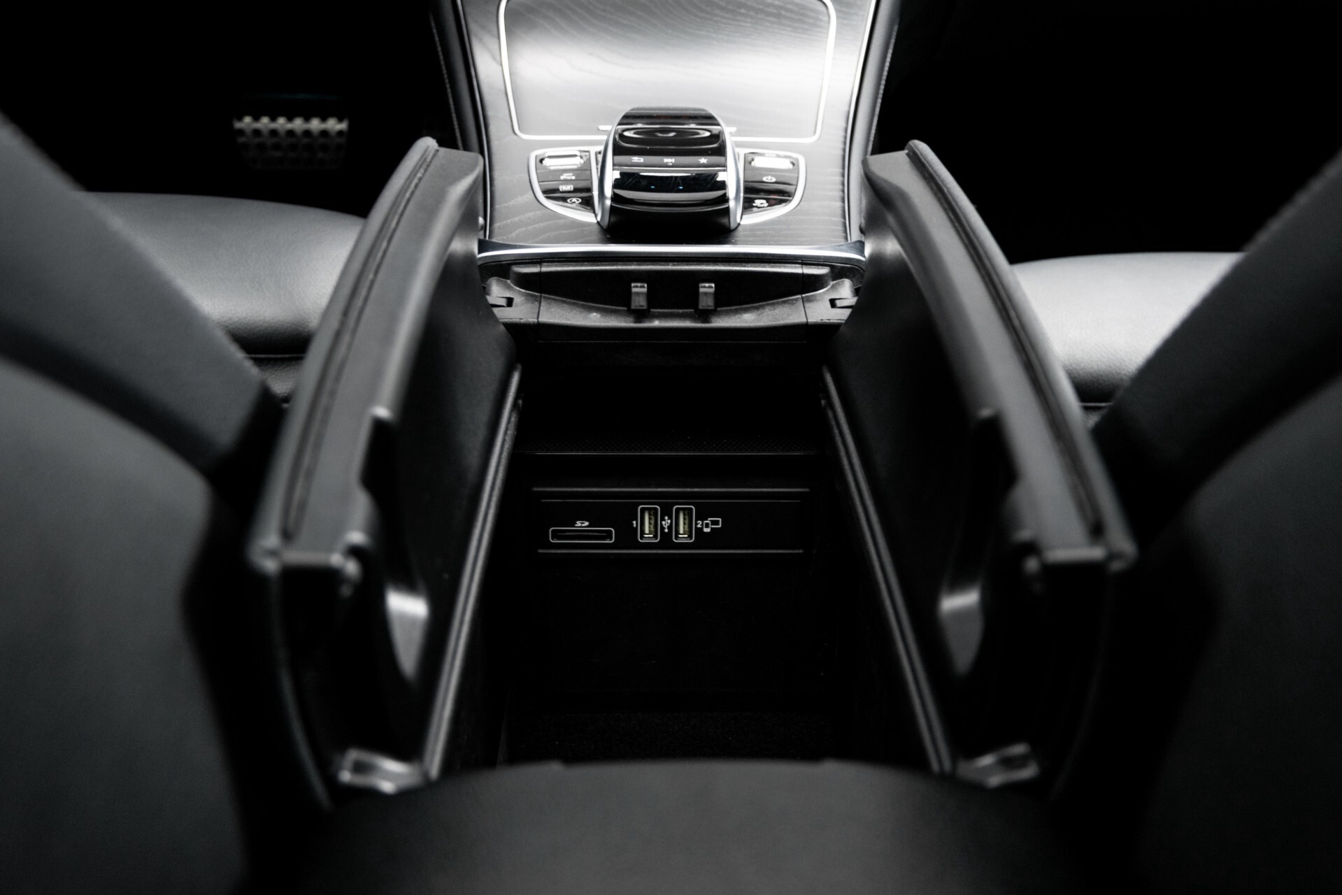 Mercedes-Benz GLC 250 d 4-M AMG Panorama/Burmester/20"/Treeplanken/Trekhaak/Camera Aut9 Foto 45