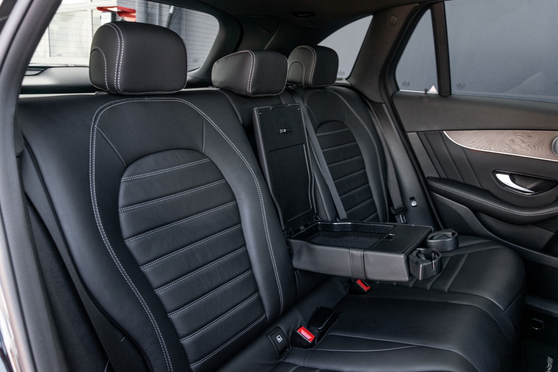 Mercedes-Benz GLC 250 d 4-M AMG Panorama/Burmester/20"/Treeplanken/Trekhaak/Camera Aut9 Foto 5