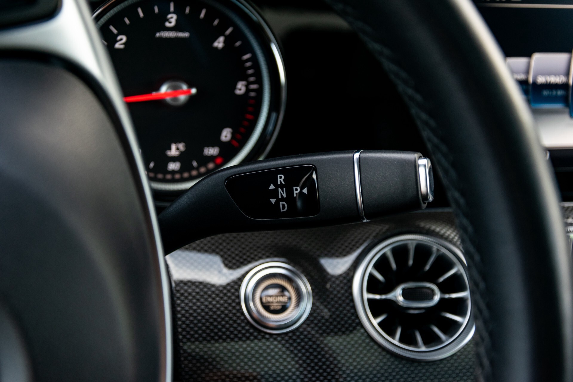 Mercedes-Benz E-Klasse Coupé 220 d AMG Night Panorama Aut9 Foto 13