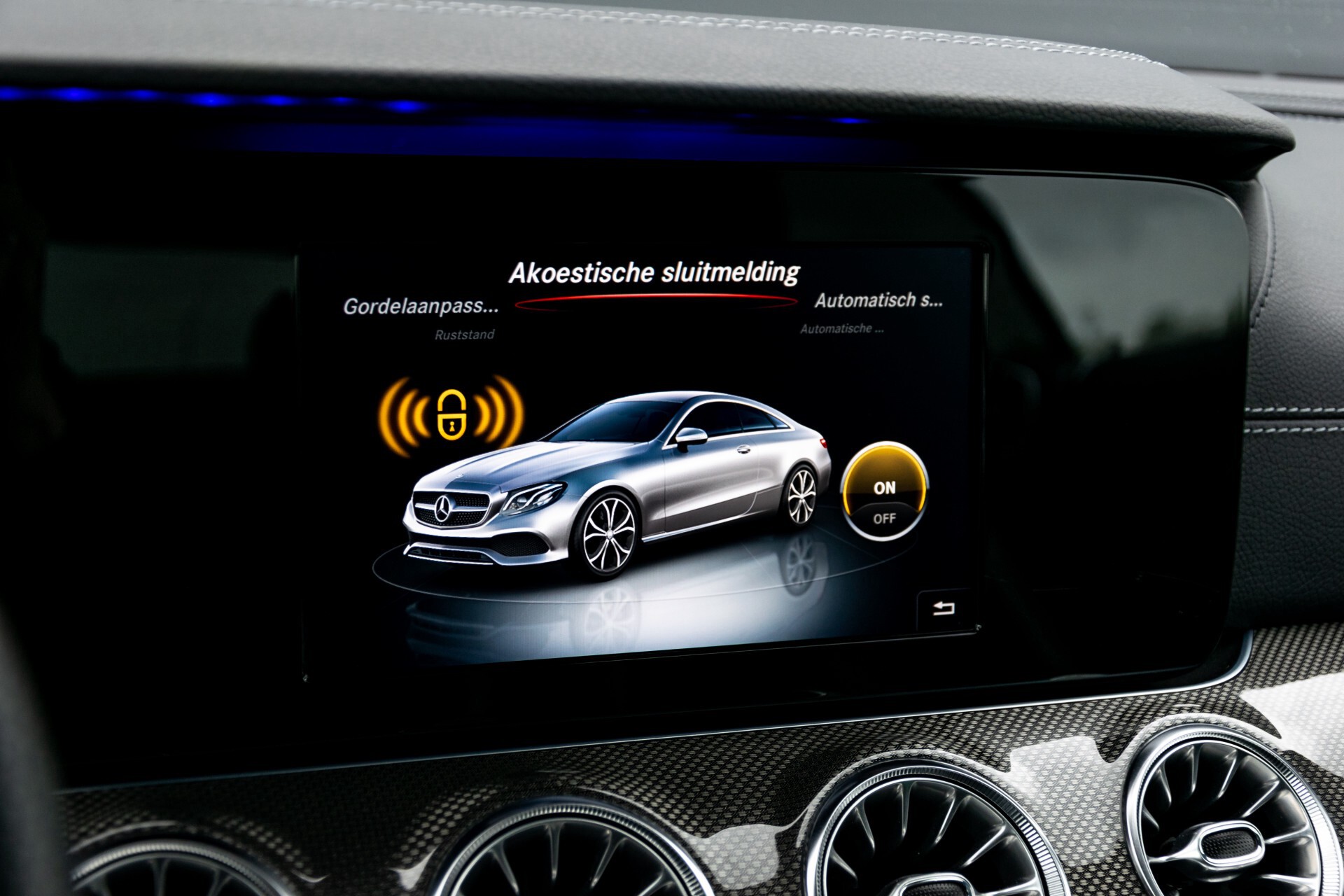 Mercedes-Benz E-Klasse Coupé 220 d AMG Night Panorama Aut9 Foto 23