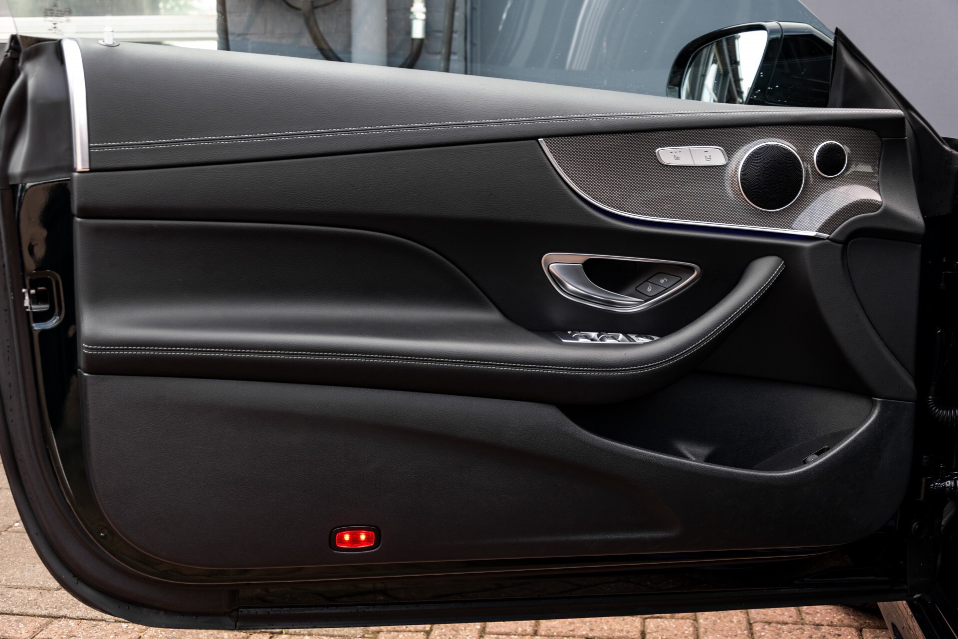 Mercedes-Benz E-Klasse Coupé 220 d AMG Night Panorama Aut9 Foto 31