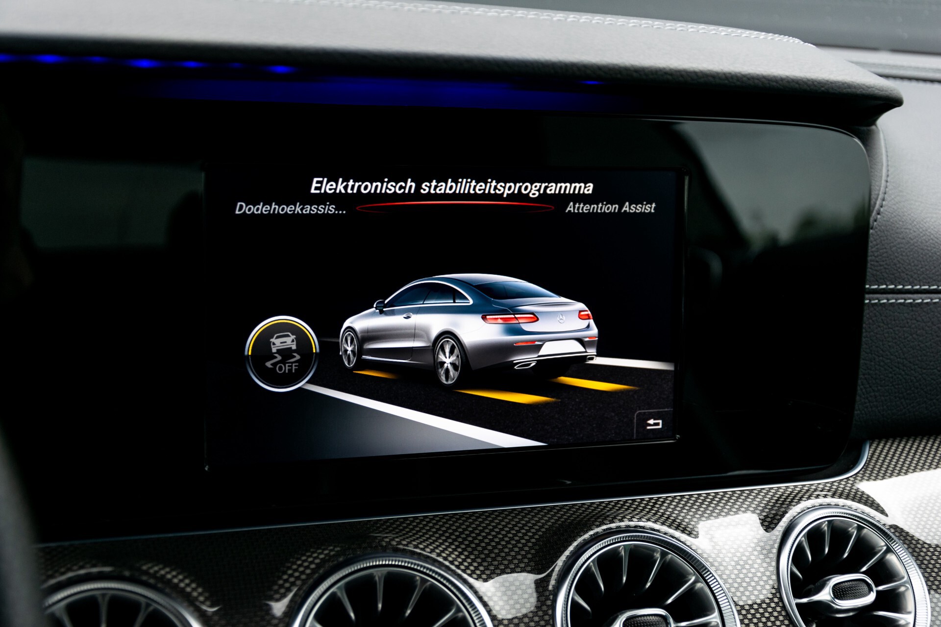 Mercedes-Benz E-Klasse Coupé 220 d AMG Night Panorama Aut9 Foto 34