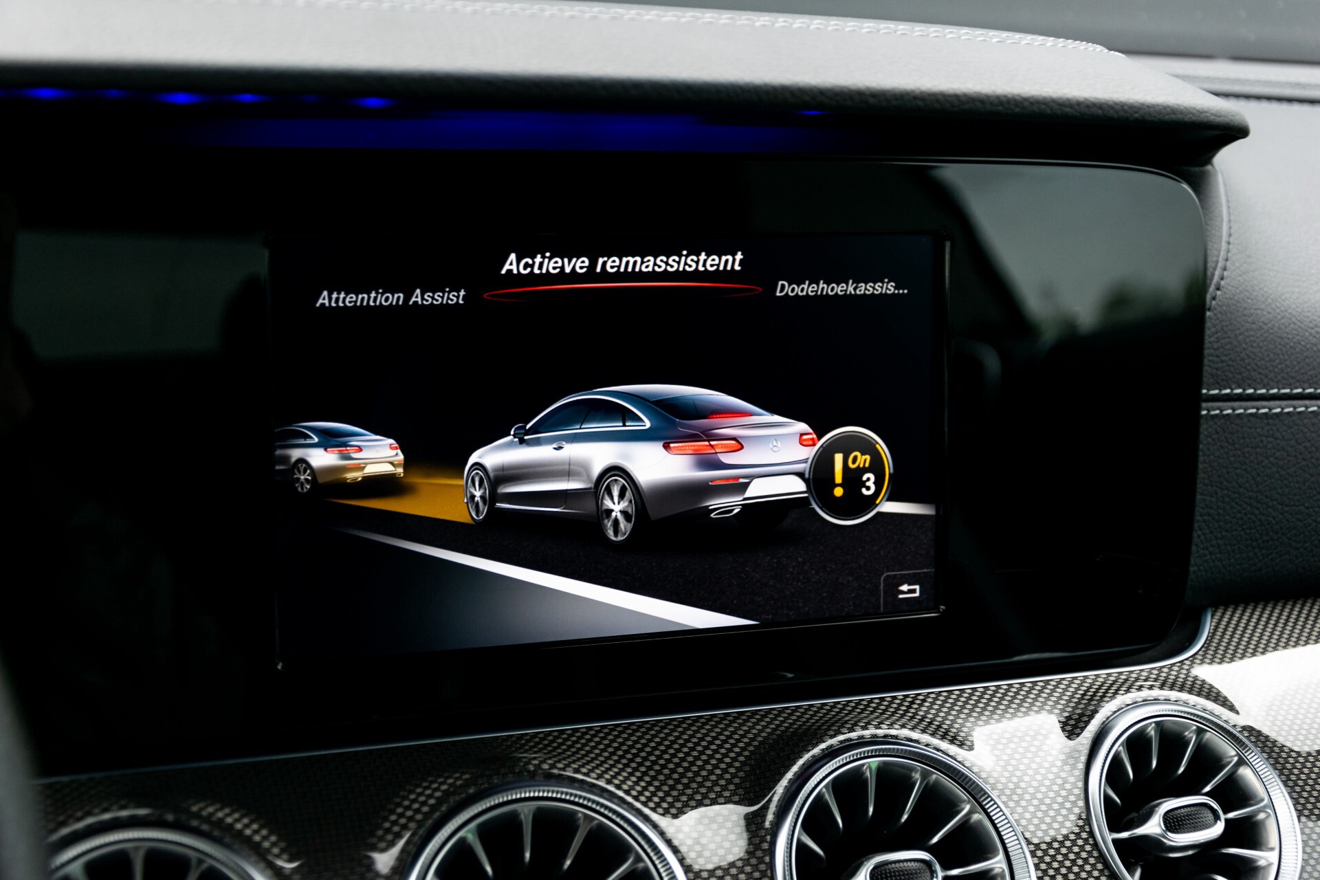 Mercedes-Benz E-Klasse Coupé 220 d AMG Night Panorama Aut9 Foto 37