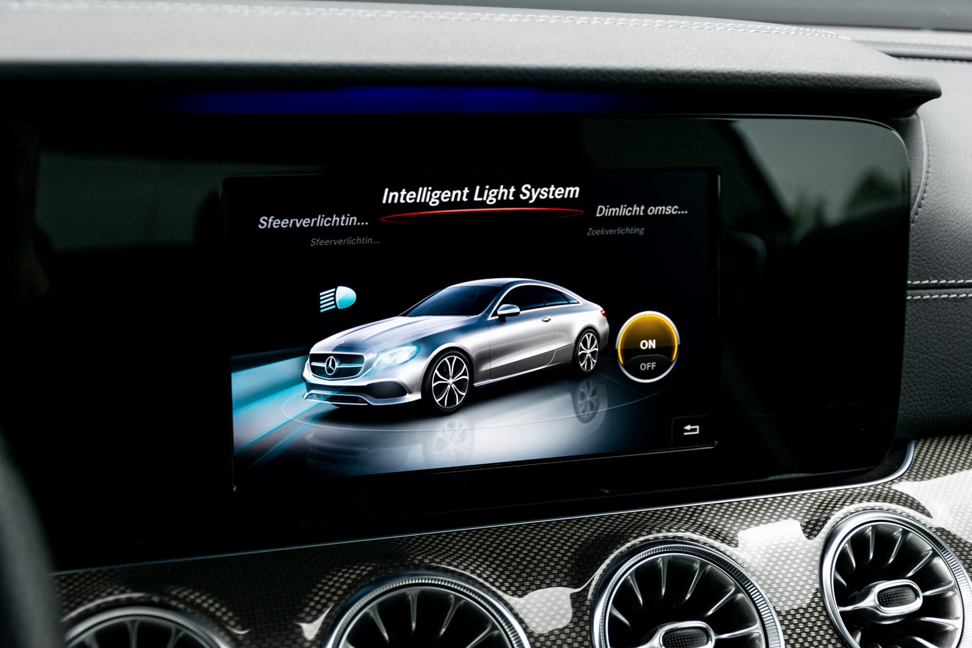 Mercedes-Benz E-Klasse Coupé 220 d AMG Night Panorama Aut9 Foto 41