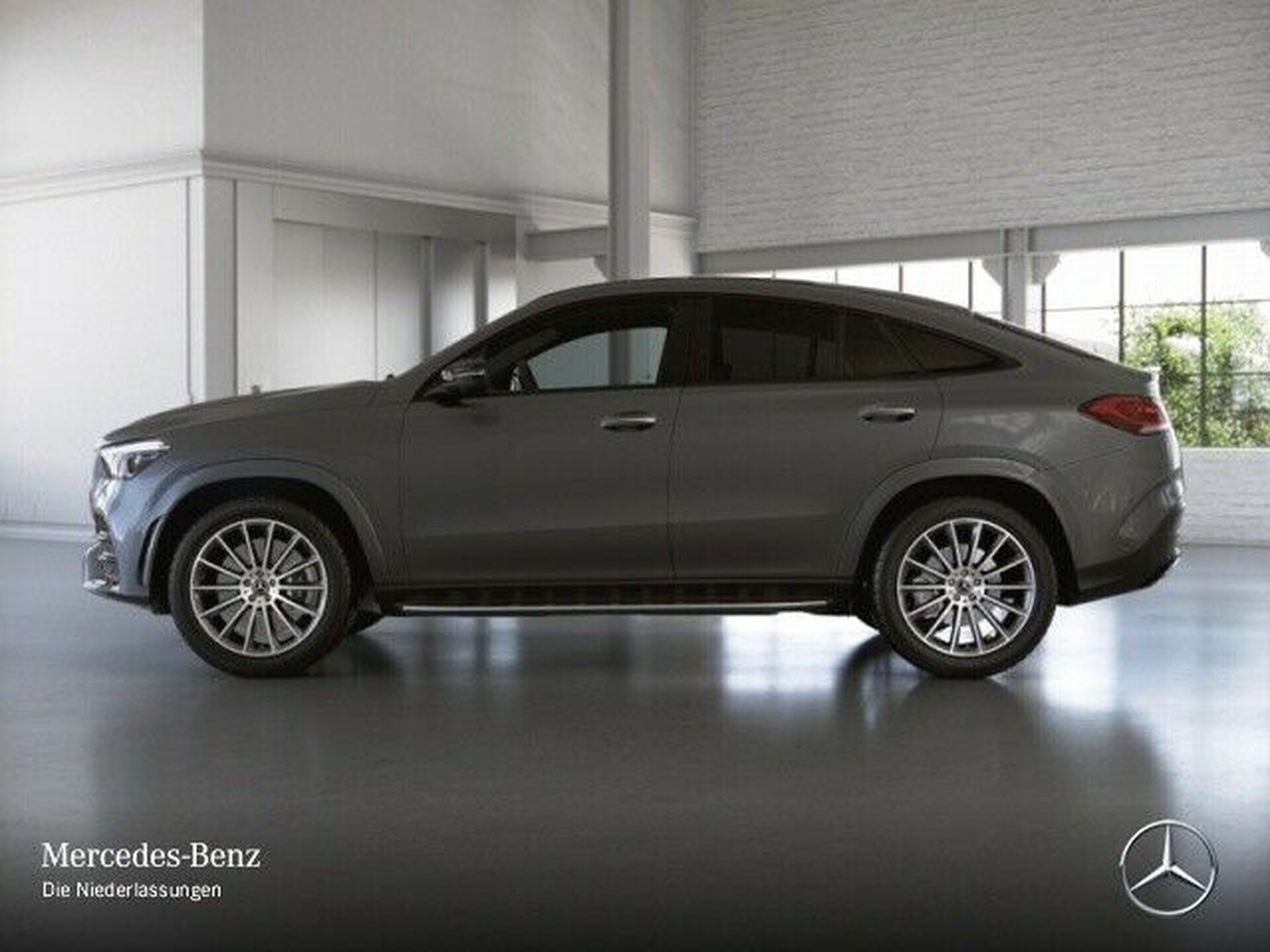 Mercedes-Benz GLE Coupé 400 d 4-M AMG Rij-assist/Keyless/Trekhaak/Nappa/Geventileerde stoelen/Burmester/Night Aut9 Foto 3