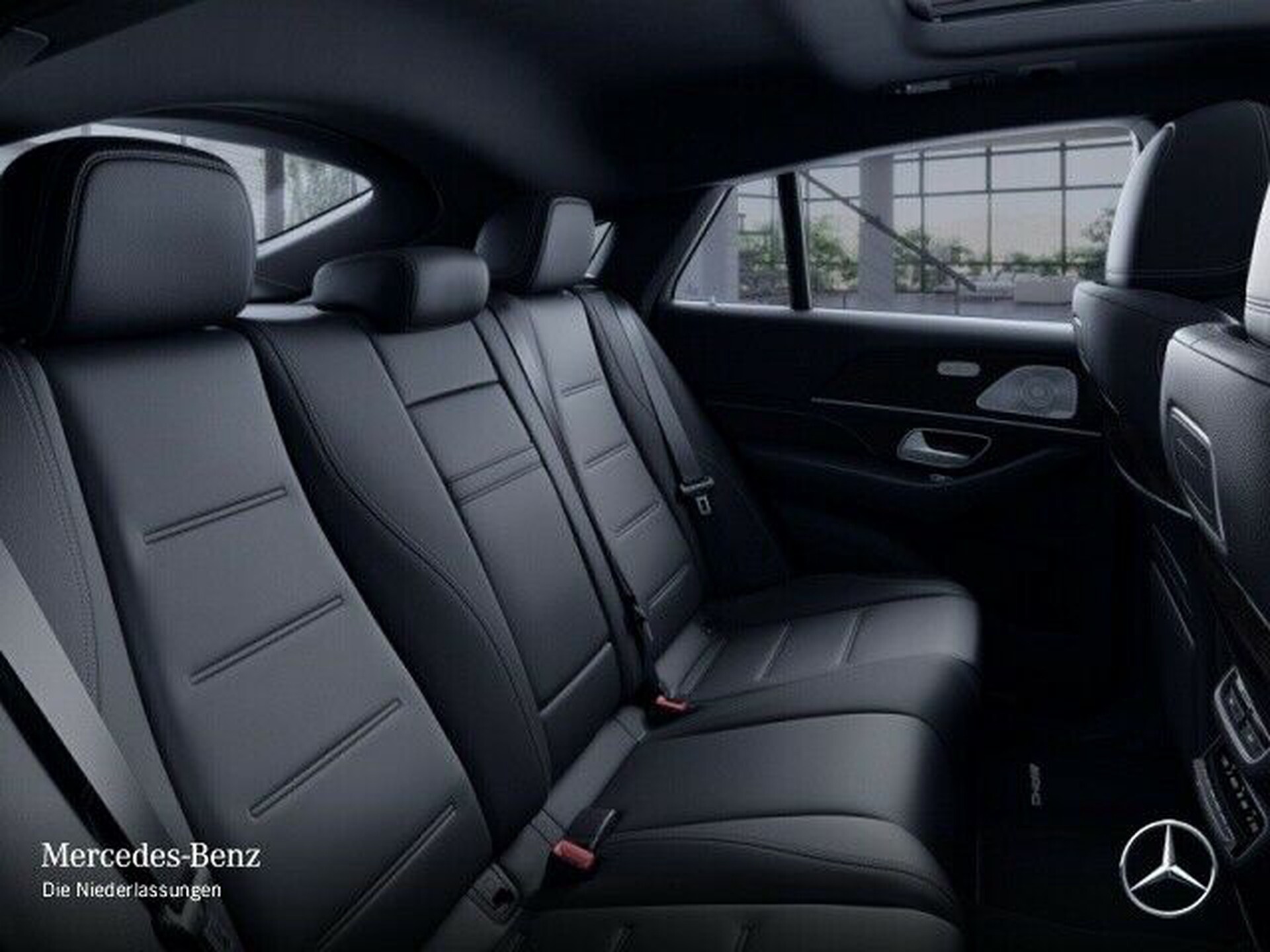 Mercedes-Benz GLE Coupé 400 d 4-M AMG Rij-assist/Keyless/Trekhaak/Nappa/Geventileerde stoelen/Burmester/Night Aut9 Foto 7