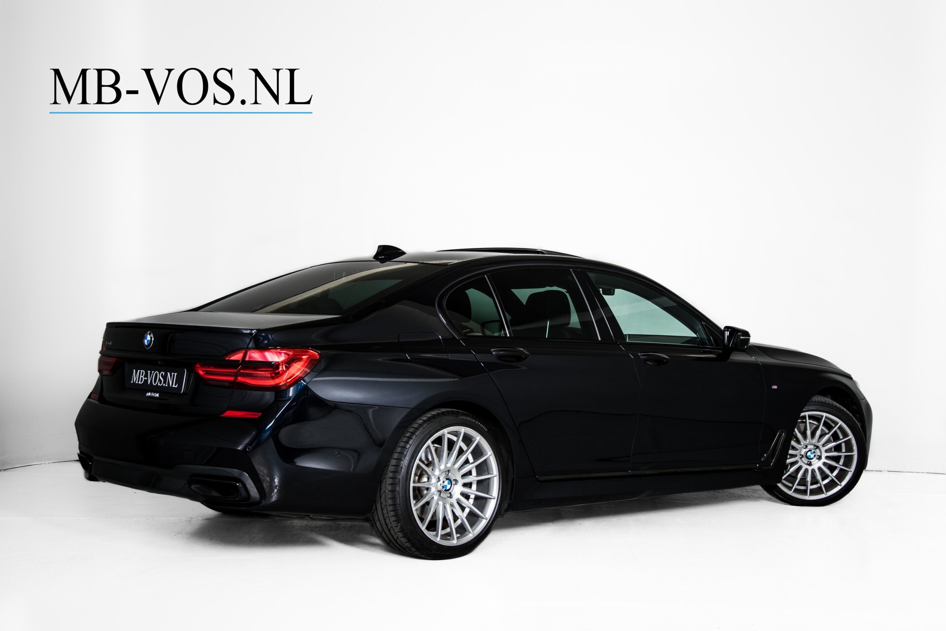 BMW 7 Serie 740d xDrive M-Sport High Executive Full Options Aut8 Foto 2