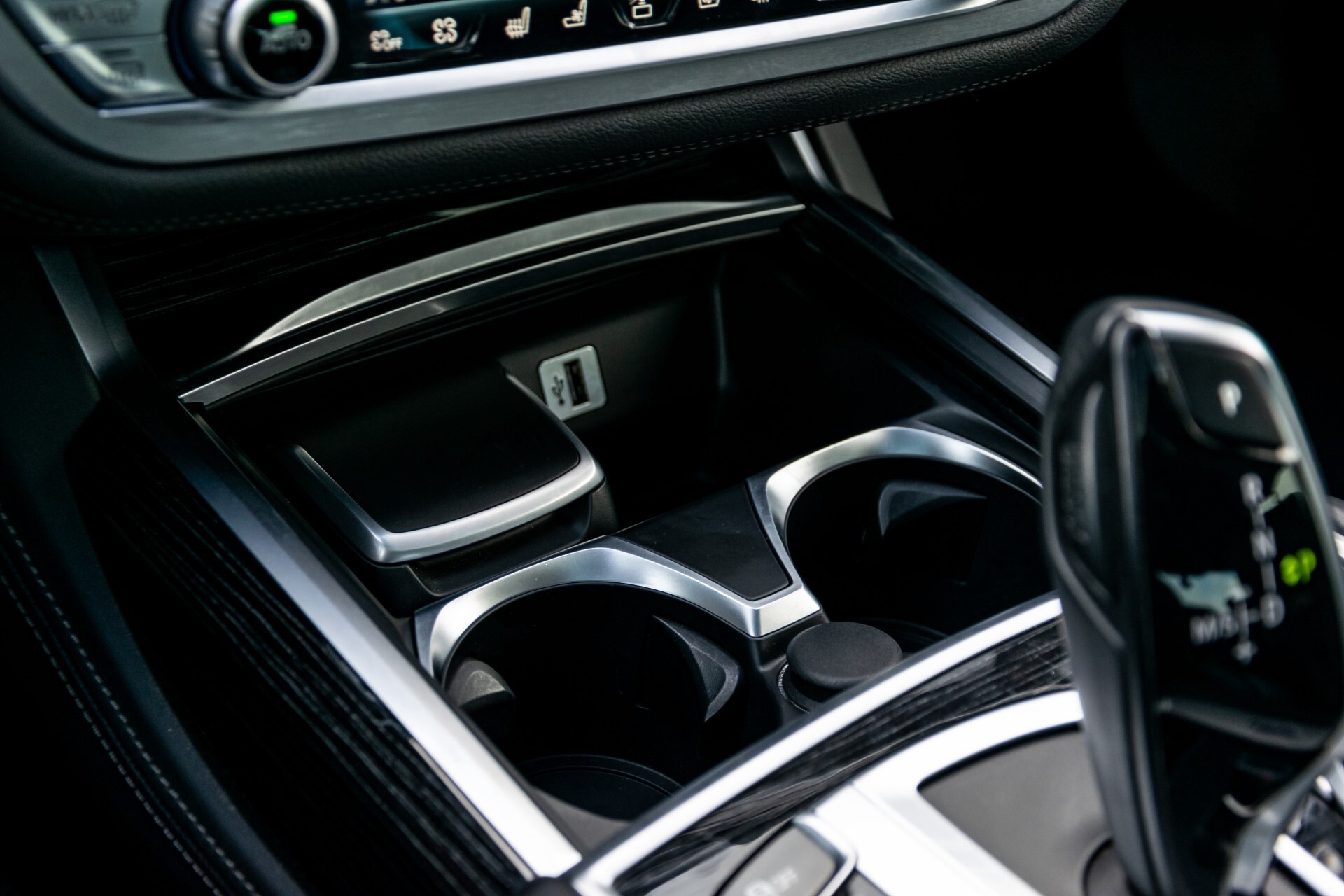 BMW 7 Serie 740d xDrive M-Sport High Executive Full Options Aut8 Foto 47