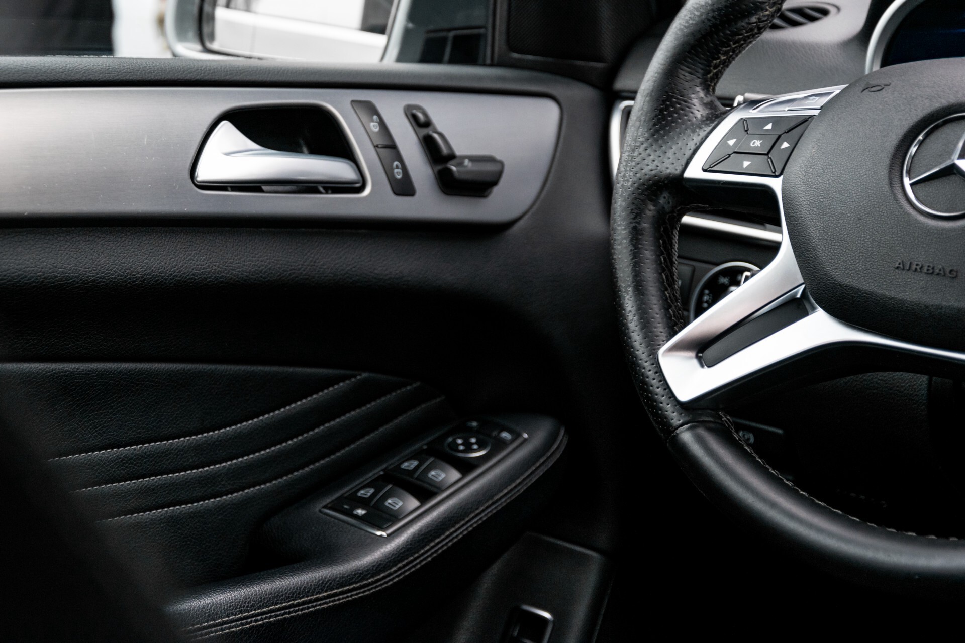 Mercedes-Benz M-Klasse 250 Bluetec 4-M AMG/Wegkl-Trekhaak/ILS/Sportpakket Aut7 Foto 35