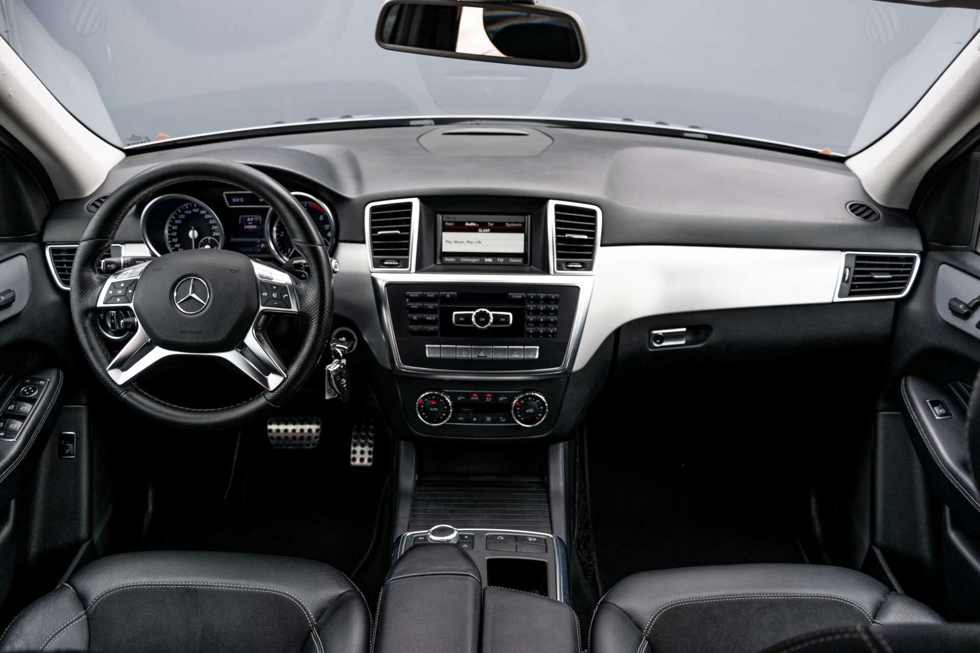 Mercedes-Benz M-Klasse 250 Bluetec 4-M AMG/Wegkl-Trekhaak/ILS/Sportpakket Aut7 Foto 9