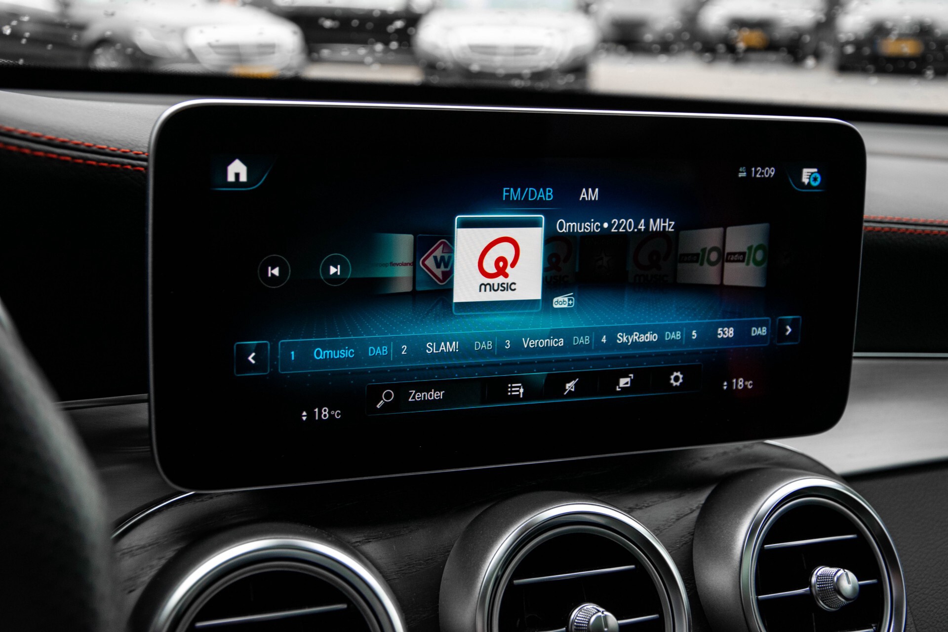 Mercedes-Benz GLC 43 AMG 4M Night Pano/Sportuitlaat/Keyless/Distronic/Widescreen/MBUX/Burmester/21"/Trekhaak Aut9 Foto 21