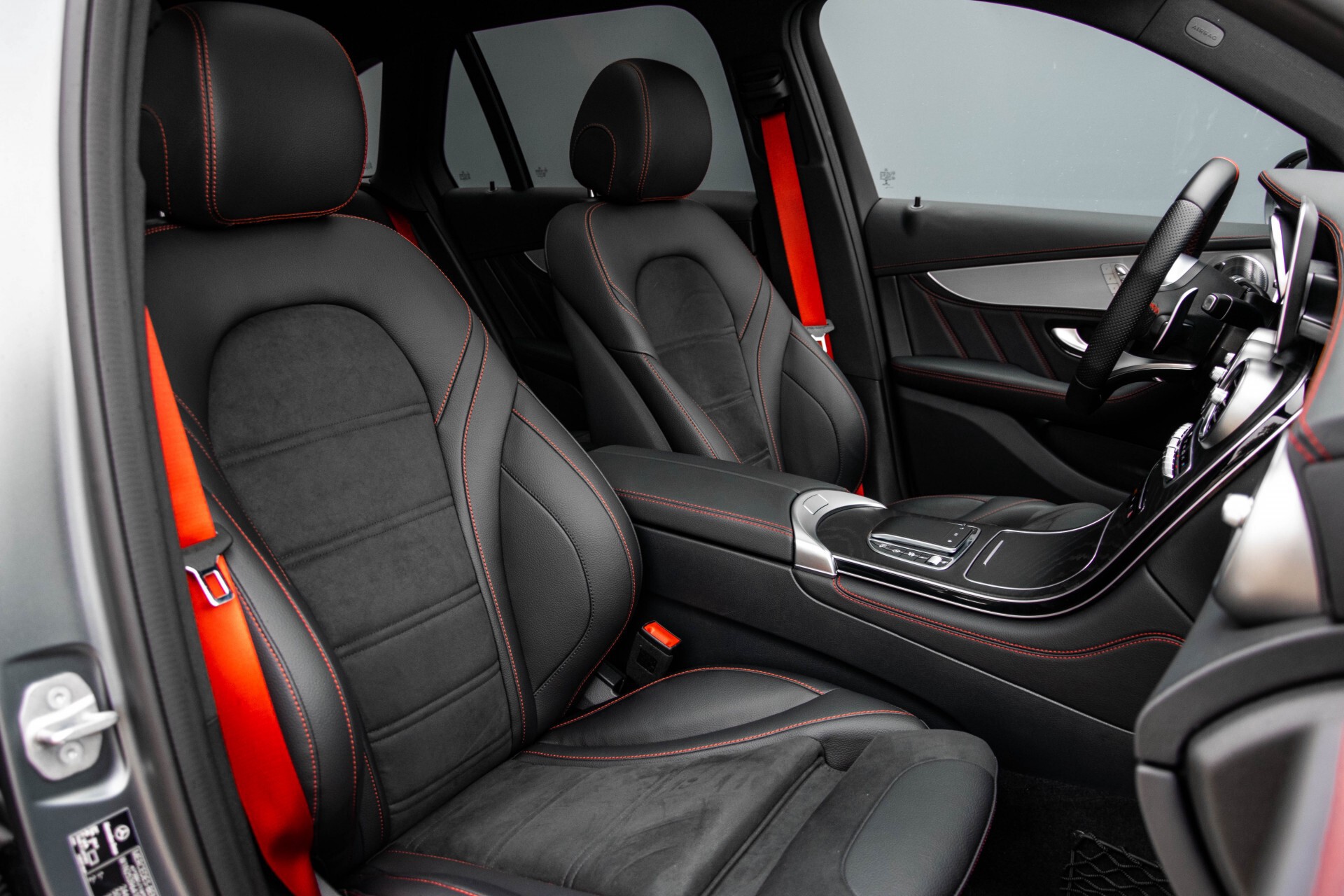 Mercedes-Benz GLC 43 AMG 4M Night Pano/Sportuitlaat/Keyless/Distronic/Widescreen/MBUX/Burmester/21"/Trekhaak Aut9 Foto 3