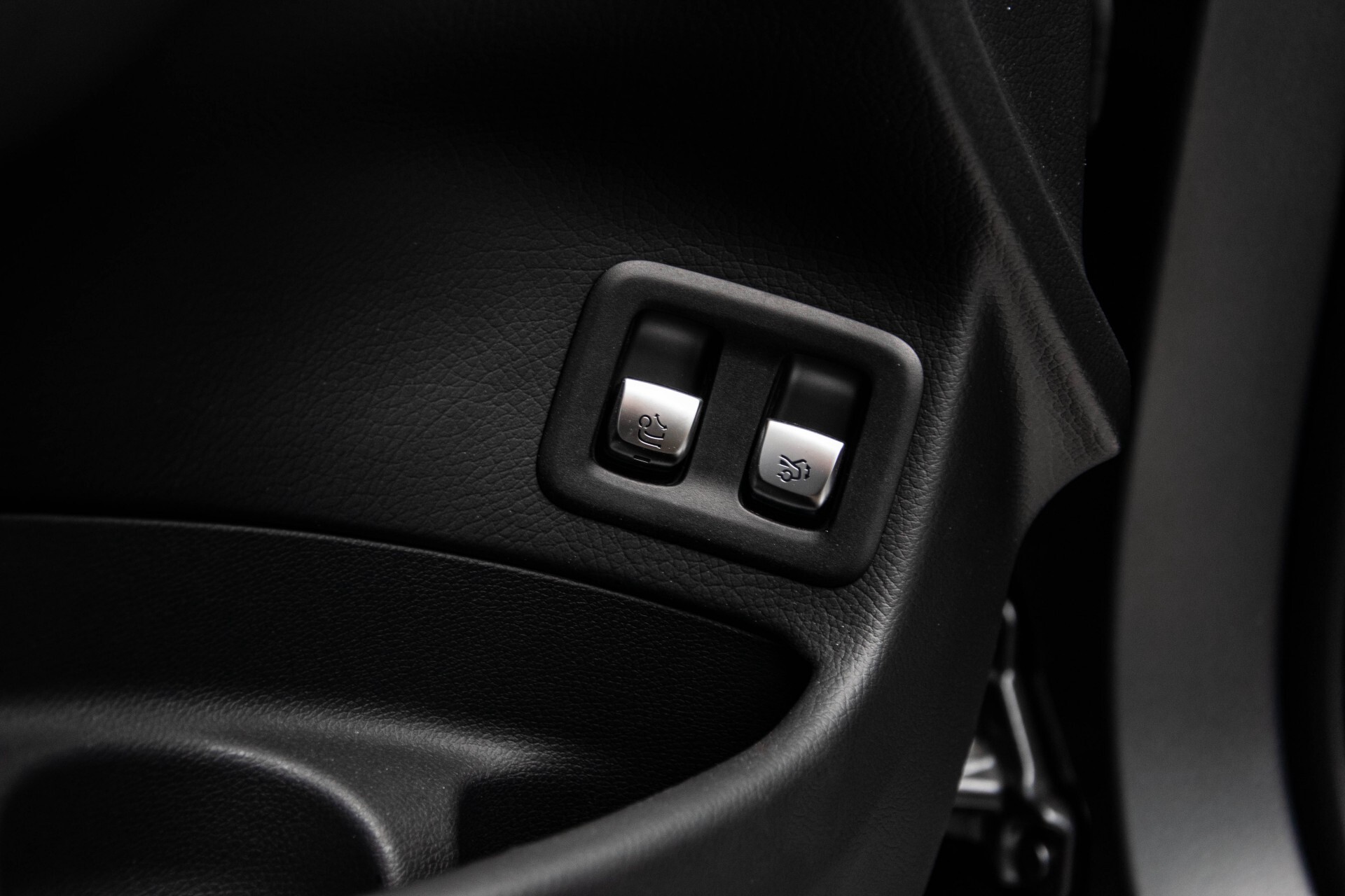 Mercedes-Benz GLC 43 AMG 4M Night Pano/Sportuitlaat/Keyless/Distronic/Widescreen/MBUX/Burmester/21"/Trekhaak Aut9 Foto 34