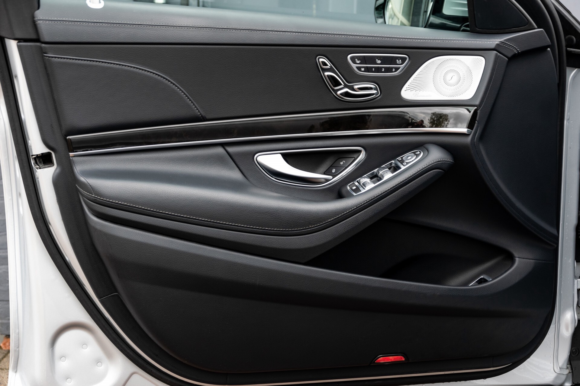 Mercedes-Benz S-Klasse 400 Hybrid AMG Entertainment/Rij-assistentie/Panorama Aut7 Foto 23