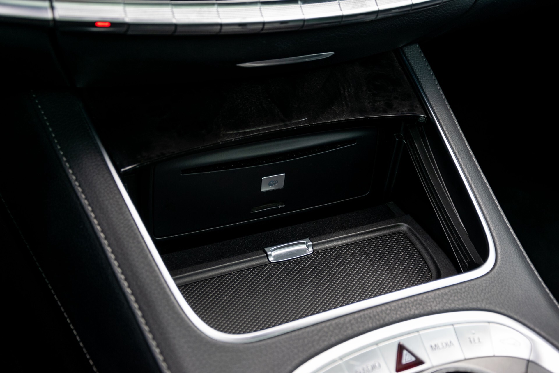 Mercedes-Benz S-Klasse 400 Hybrid AMG Entertainment/Rij-assistentie/Panorama Aut7 Foto 45